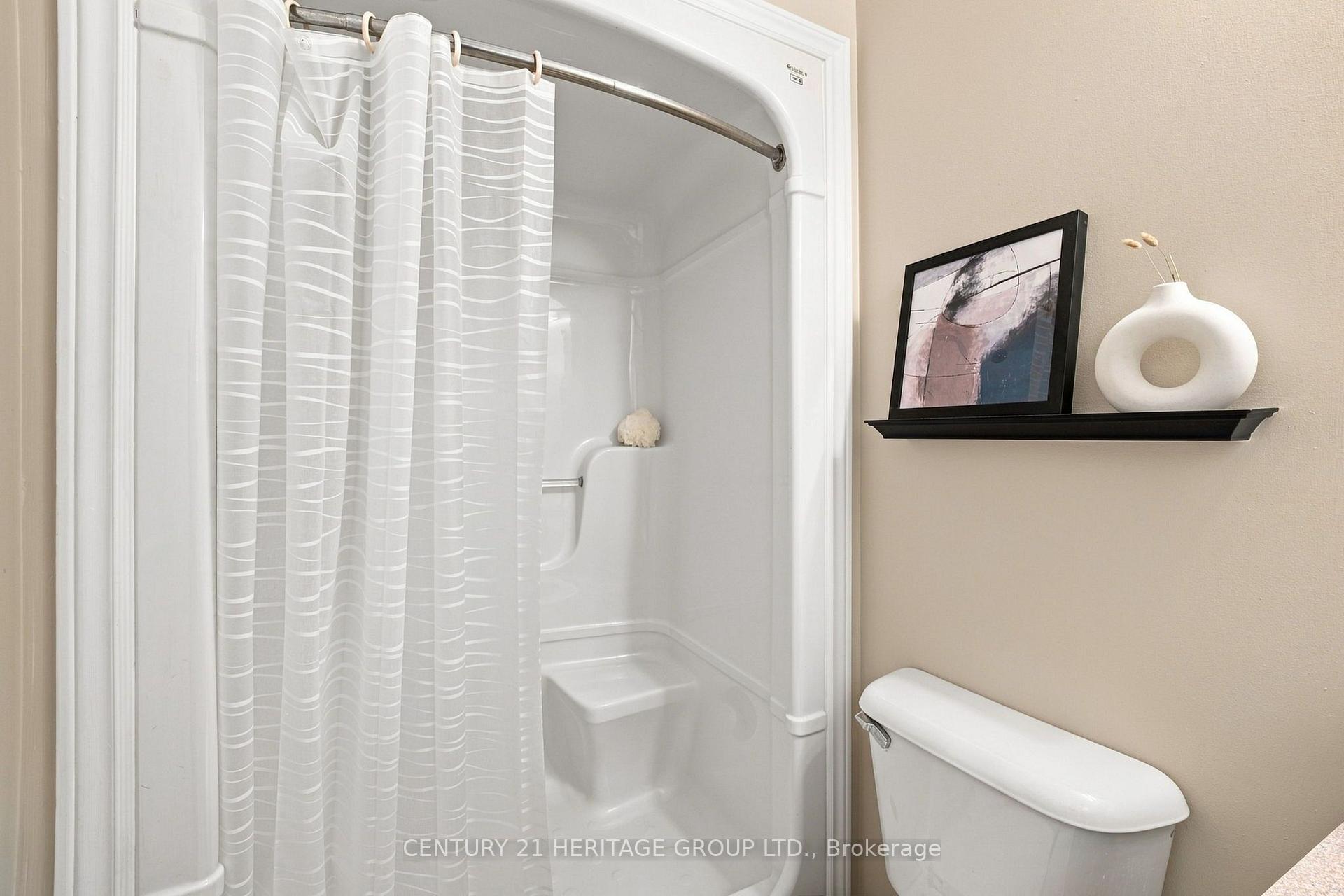 Photo 23 of 546 Jerseyville Road W, Hamilton, Ancaster — HOMEH