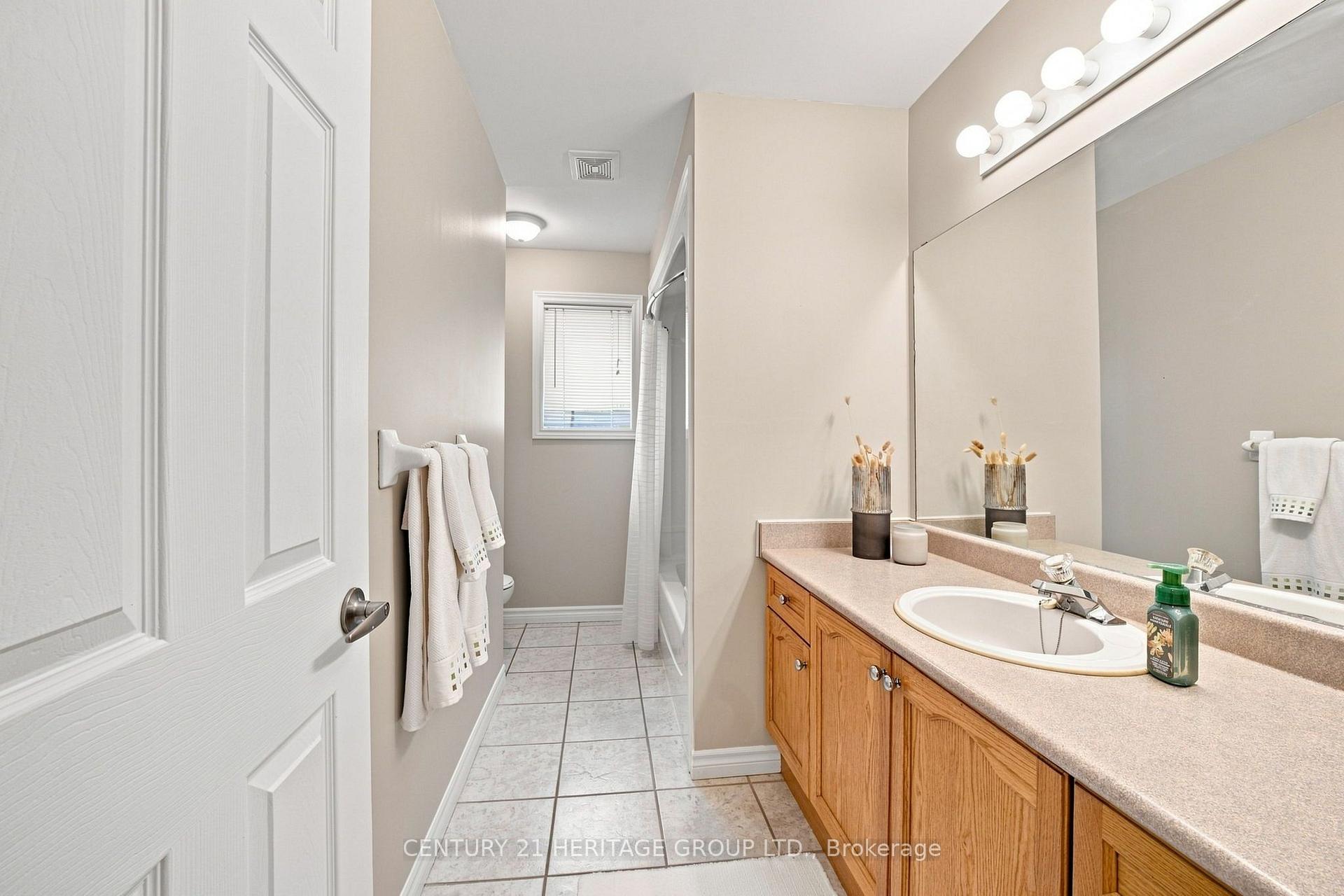 Photo 29 of 546 Jerseyville Road W, Hamilton, Ancaster — HOMEH