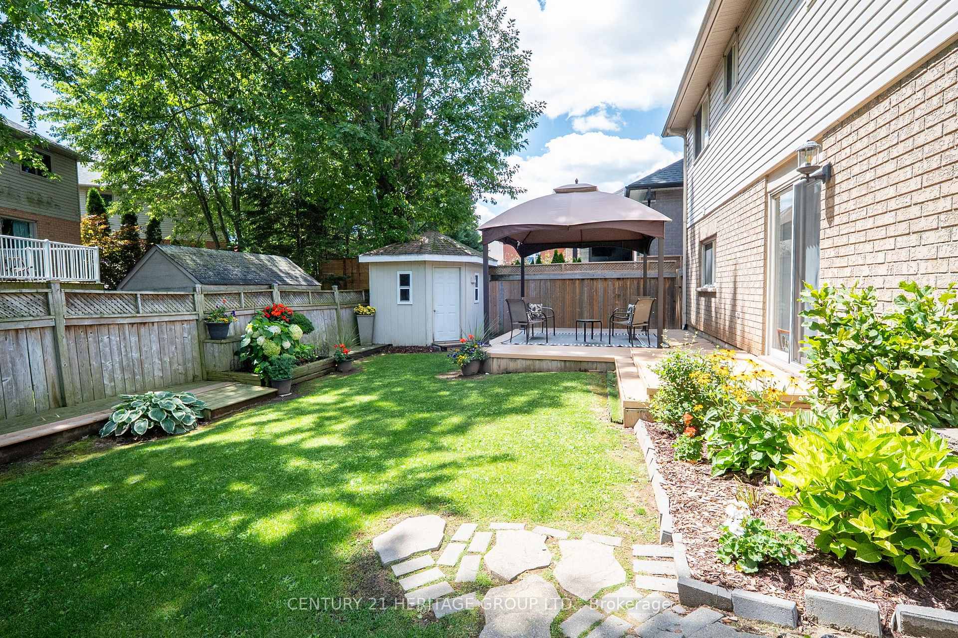 Photo 43 of 546 Jerseyville Road W, Hamilton, Ancaster — HOMEH