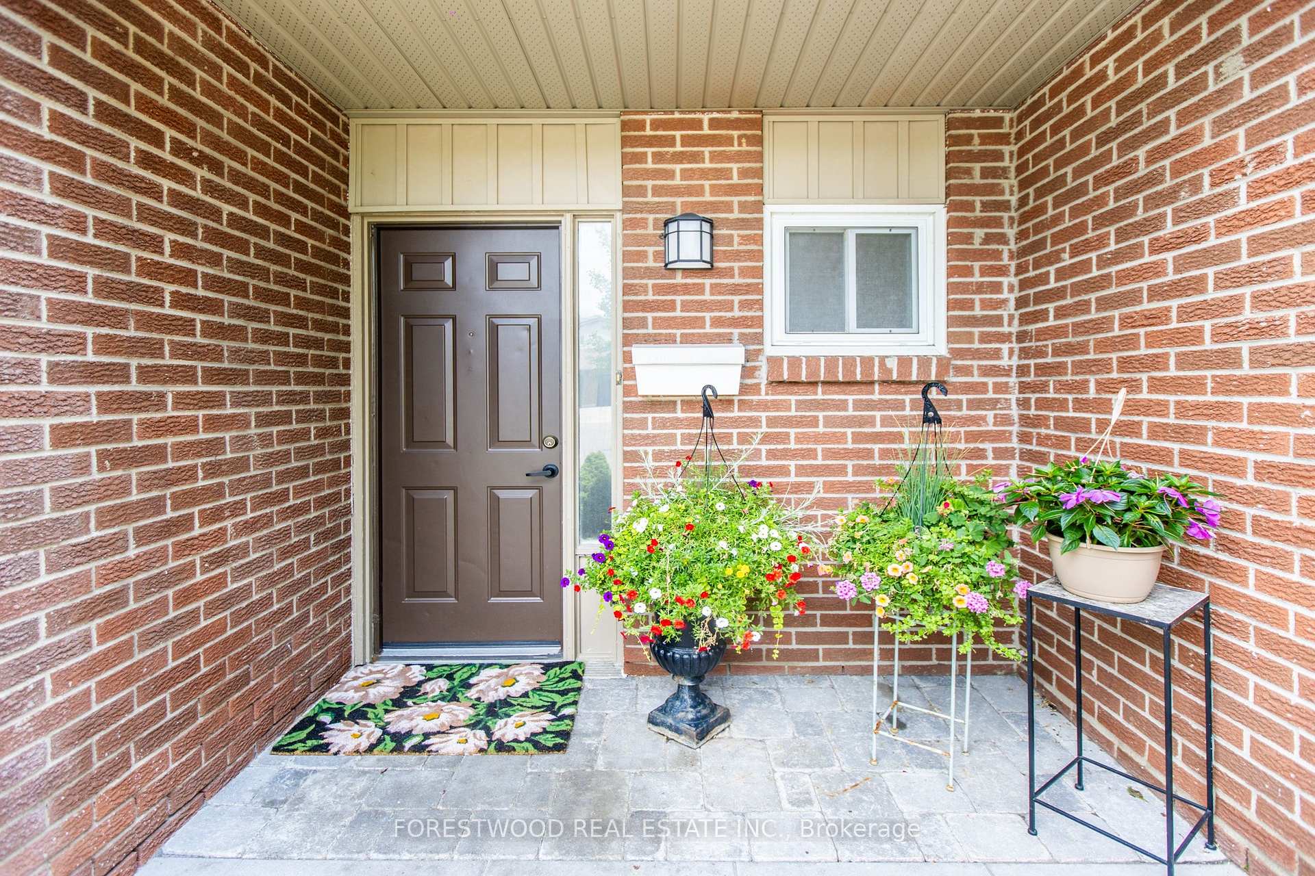 Photo 4 of Unit 17, 485 Meadows Boulevard, Mississauga, Rathwood — HOMEH