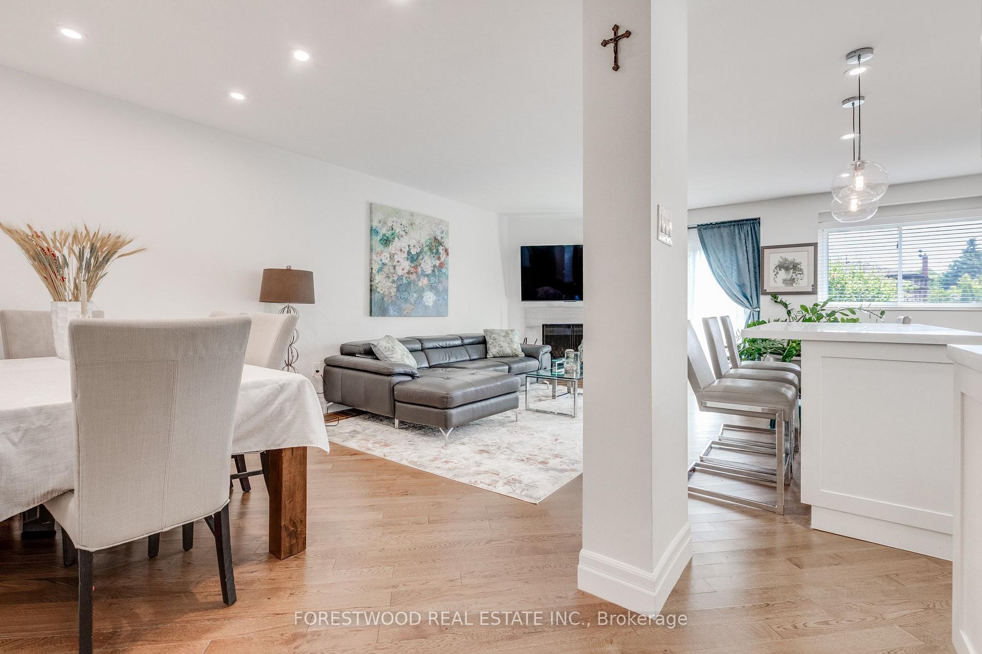 Photo 7 of Unit 17, 485 Meadows Boulevard, Mississauga, Rathwood — HOMEH