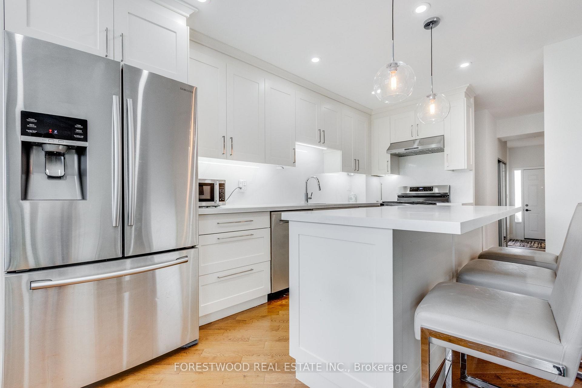 Photo 12 of Unit 17, 485 Meadows Boulevard, Mississauga, Rathwood — HOMEH
