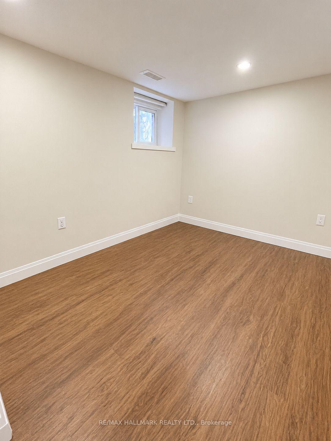Photo 7 of Unit Basement, 88 Lamb Avenue, Toronto, Greenwood-Coxwell — HOMEH