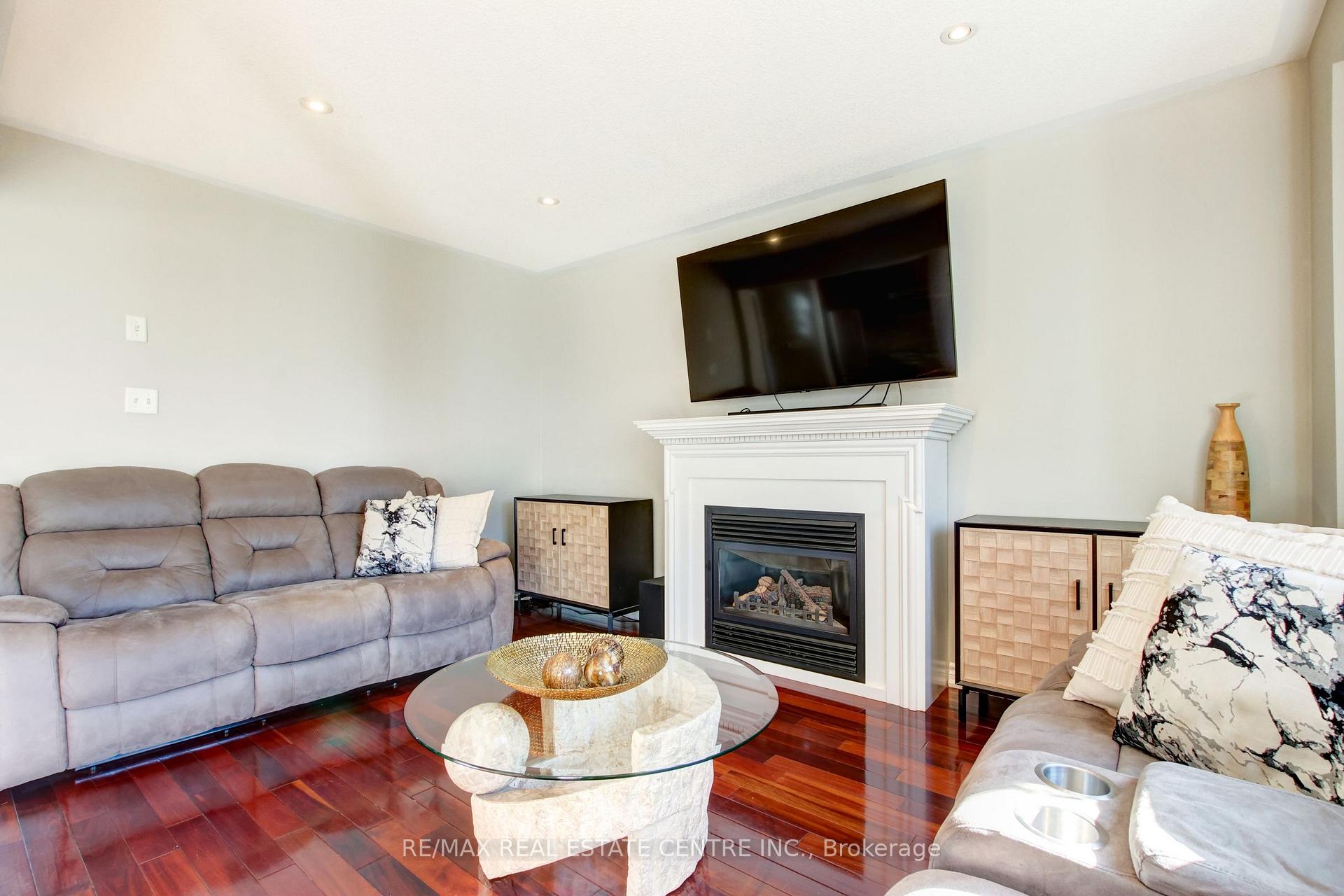 Photo 18 of 123 Lunney Crescent, Clarington, Bowmanville — HOMEH