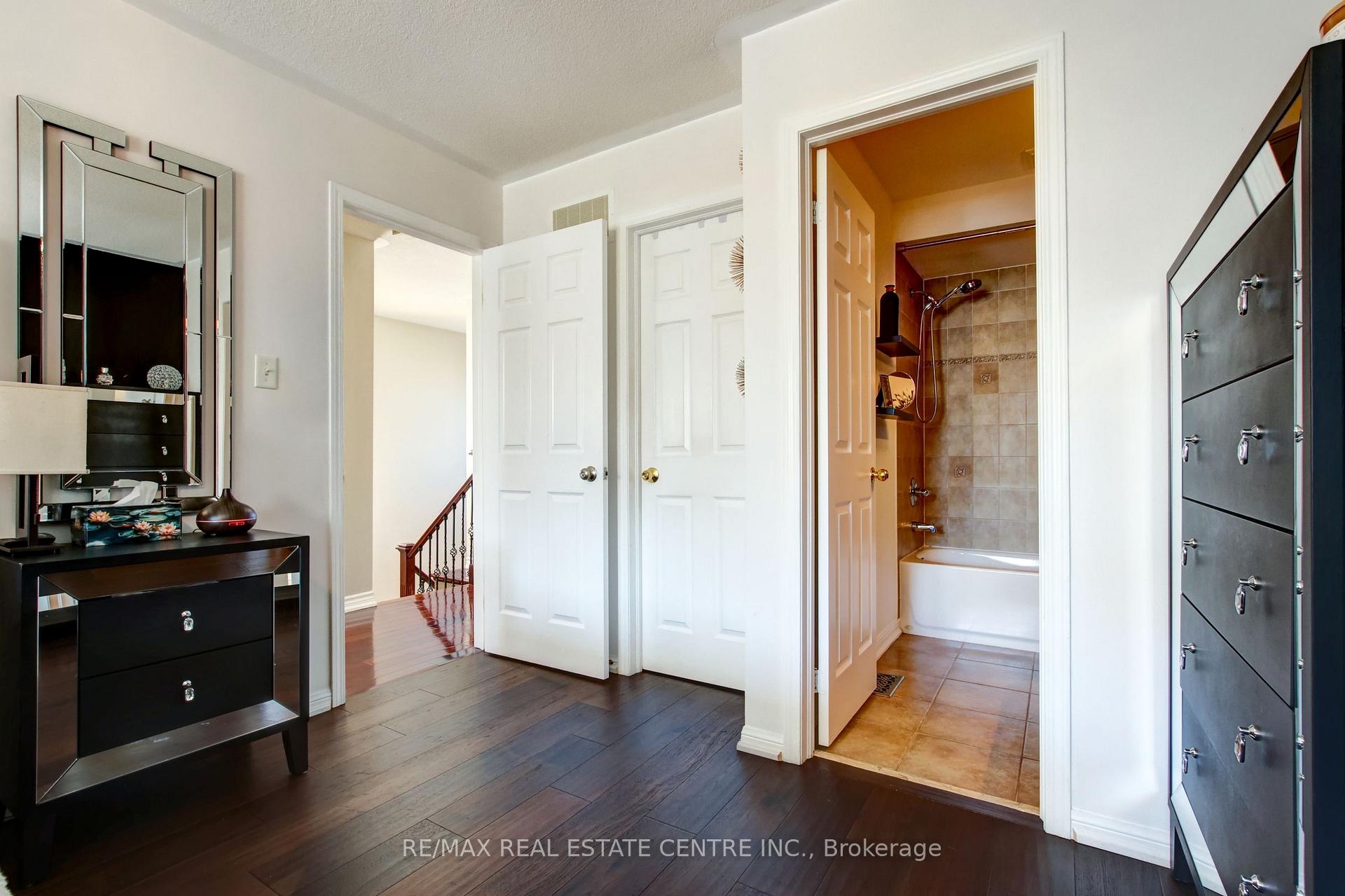 Photo 26 of 123 Lunney Crescent, Clarington, Bowmanville — HOMEH