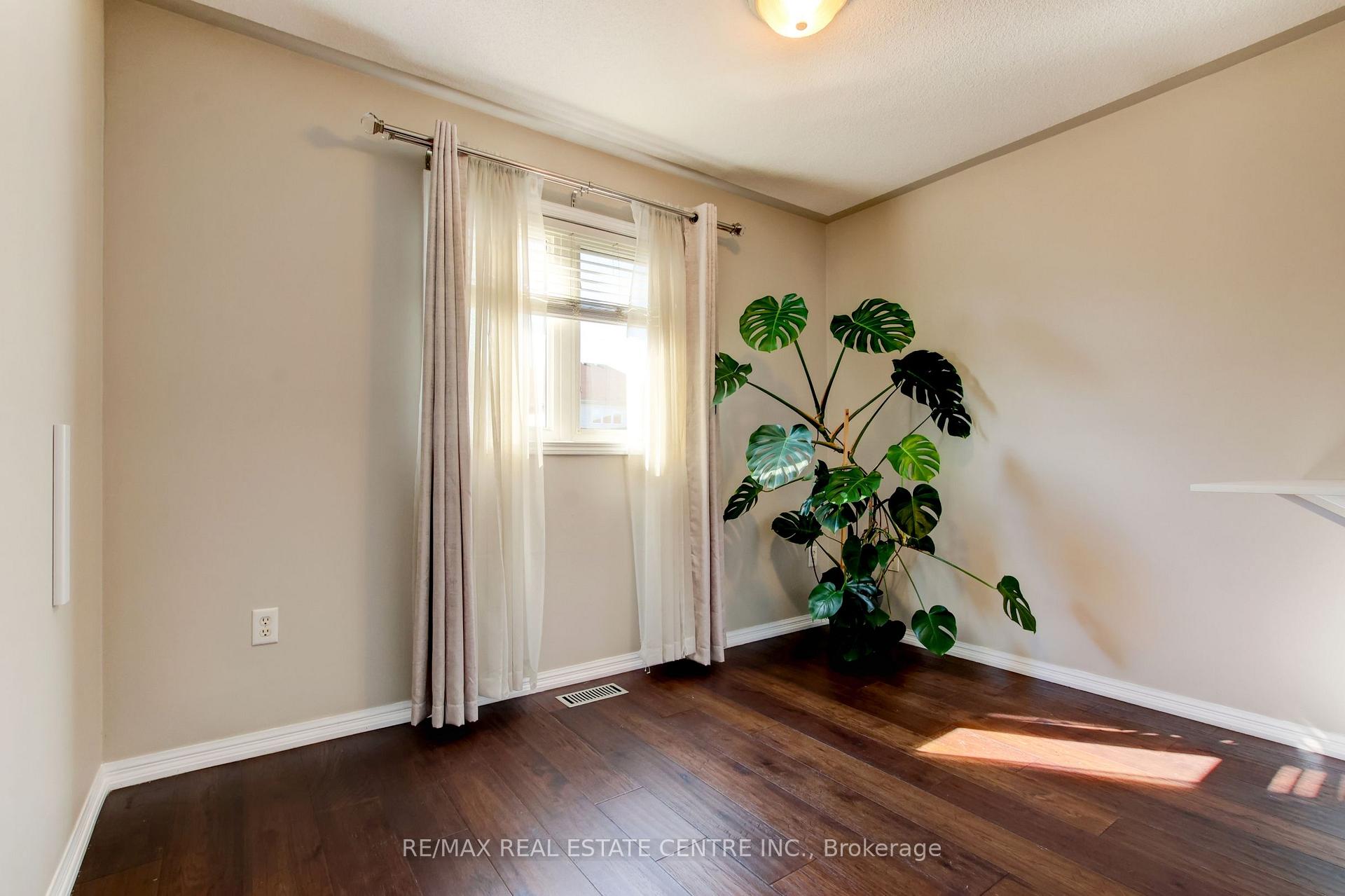 Photo 30 of 123 Lunney Crescent, Clarington, Bowmanville — HOMEH