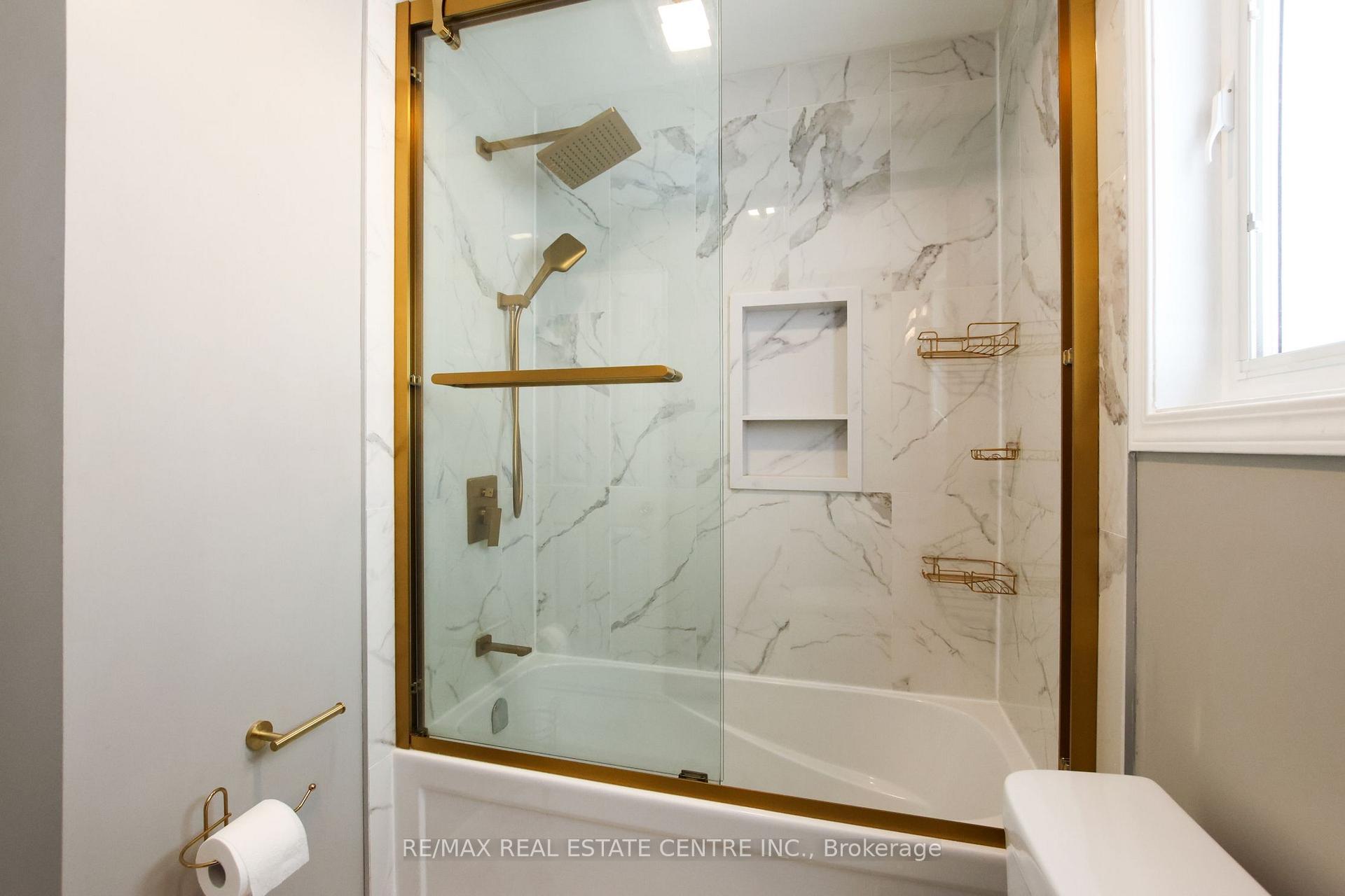Photo 33 of 123 Lunney Crescent, Clarington, Bowmanville — HOMEH