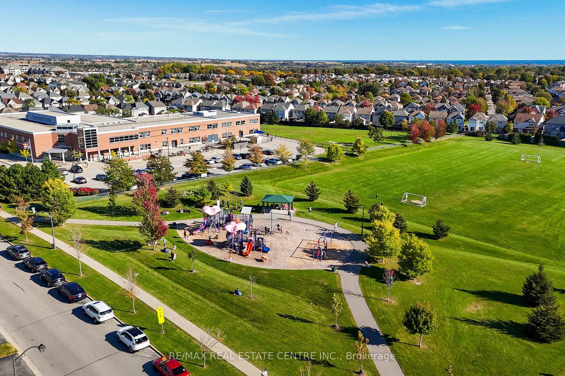 Photo 46 of 123 Lunney Crescent, Clarington, Bowmanville — HOMEH