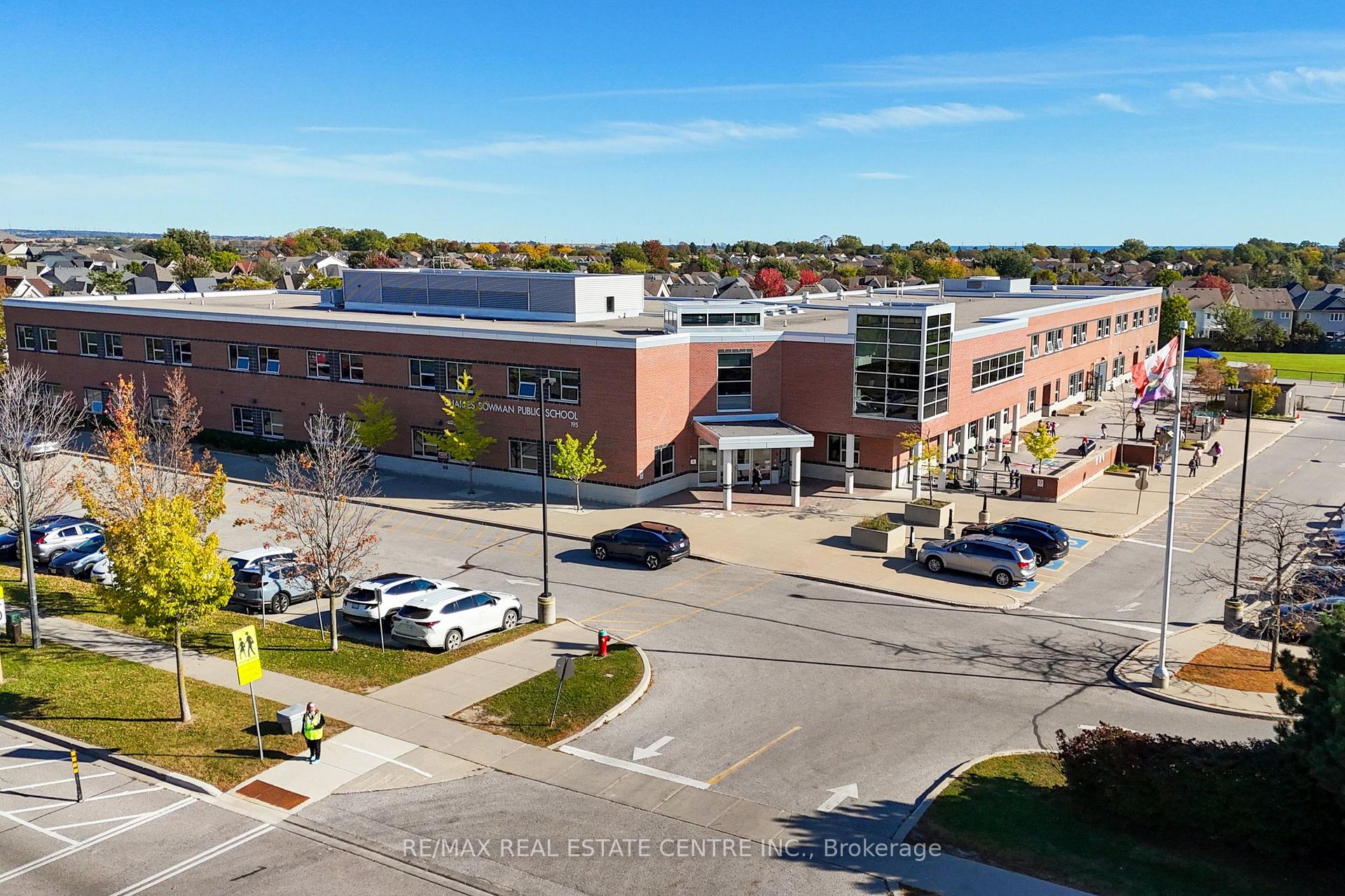 Photo 47 of 123 Lunney Crescent, Clarington, Bowmanville — HOMEH