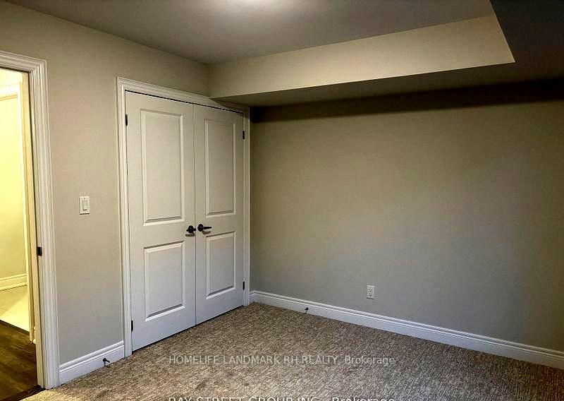Photo 6 of Unit 18, 250 Melody Common, Oakville, River Oaks — HOMEH