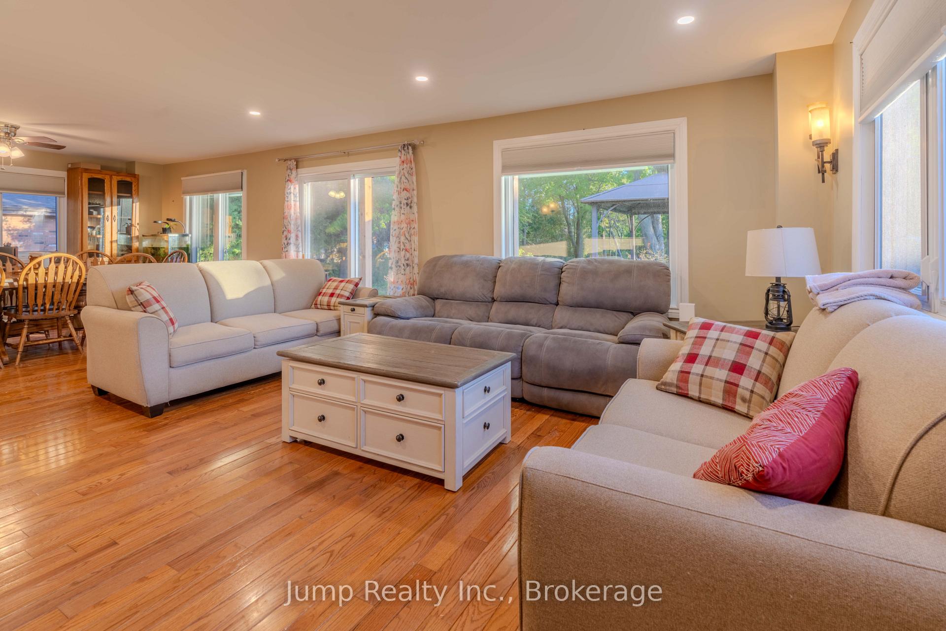Photo 23 of 22788 Creek Road, Chatham-Kent, Chatham — HOMEH