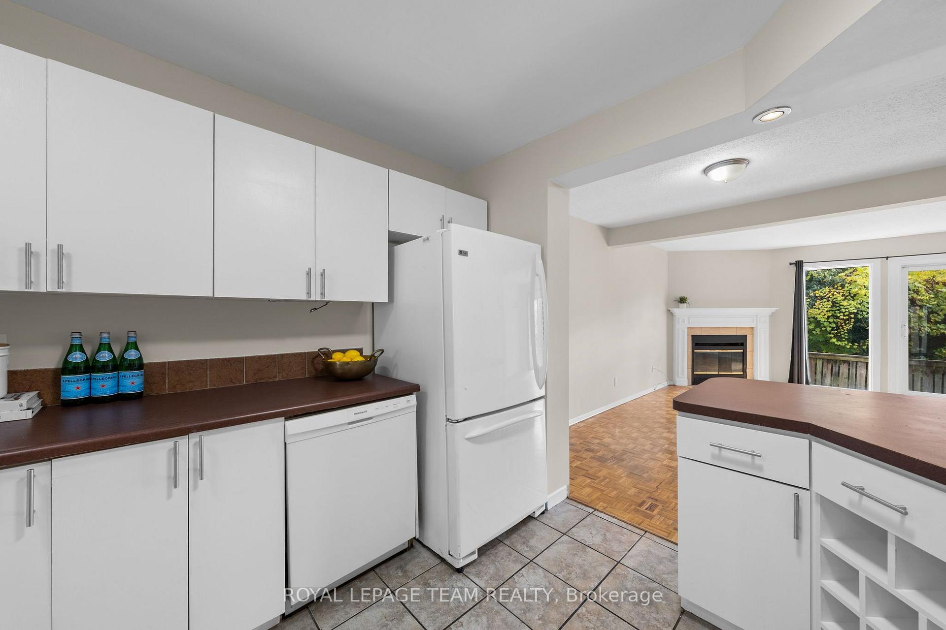 Photo 14 of 26 Paddington Private, Ottawa, Heron Gate/Industrial Park — HOMEH