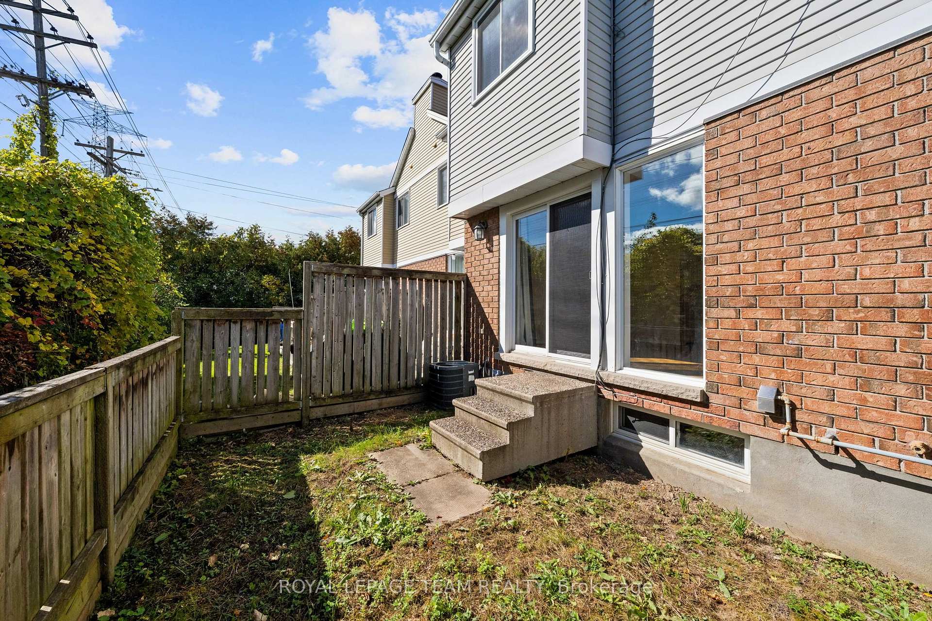 Photo 46 of 26 Paddington Private, Ottawa, Heron Gate/Industrial Park — HOMEH