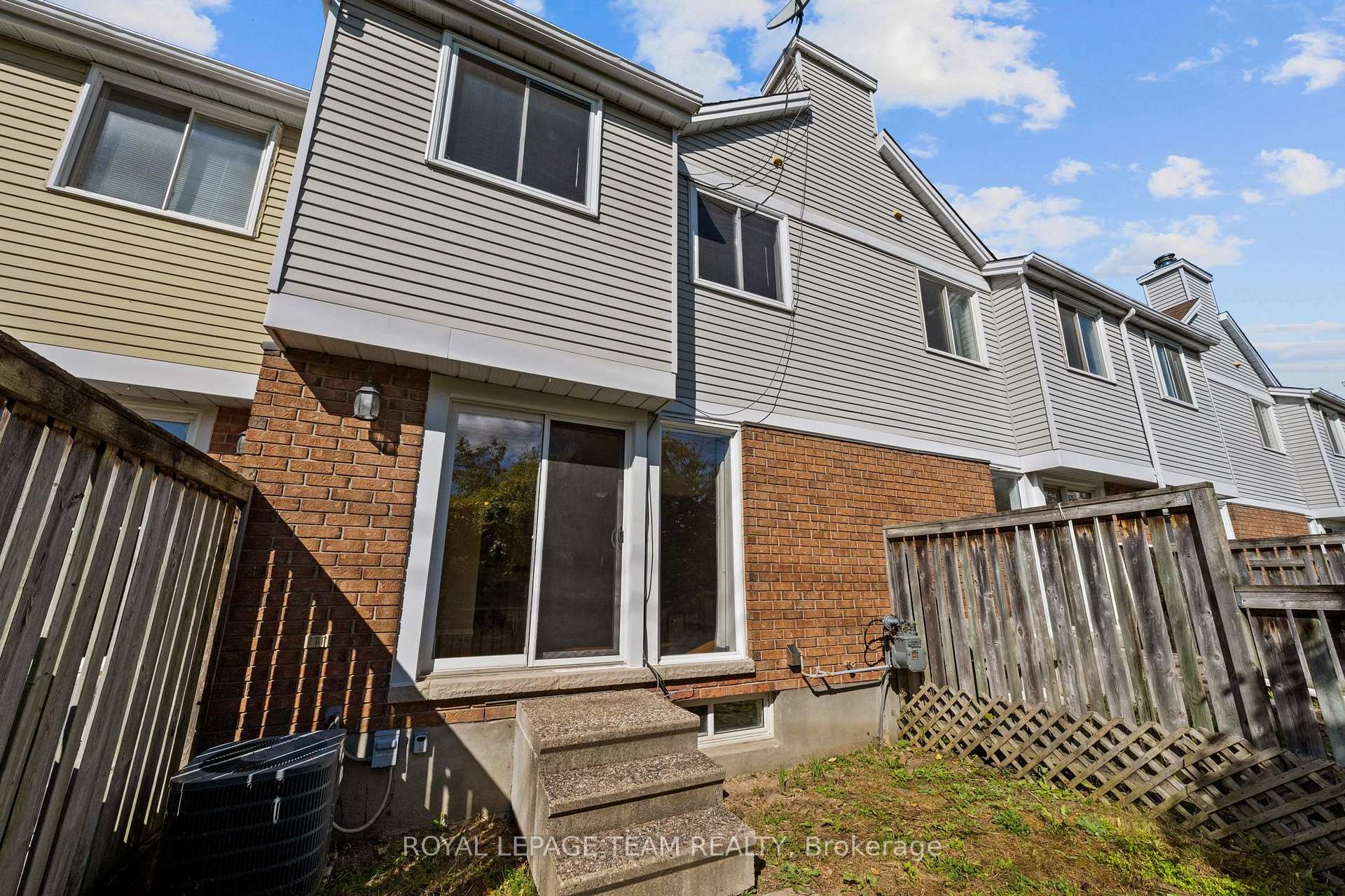 Photo 47 of 26 Paddington Private, Ottawa, Heron Gate/Industrial Park — HOMEH