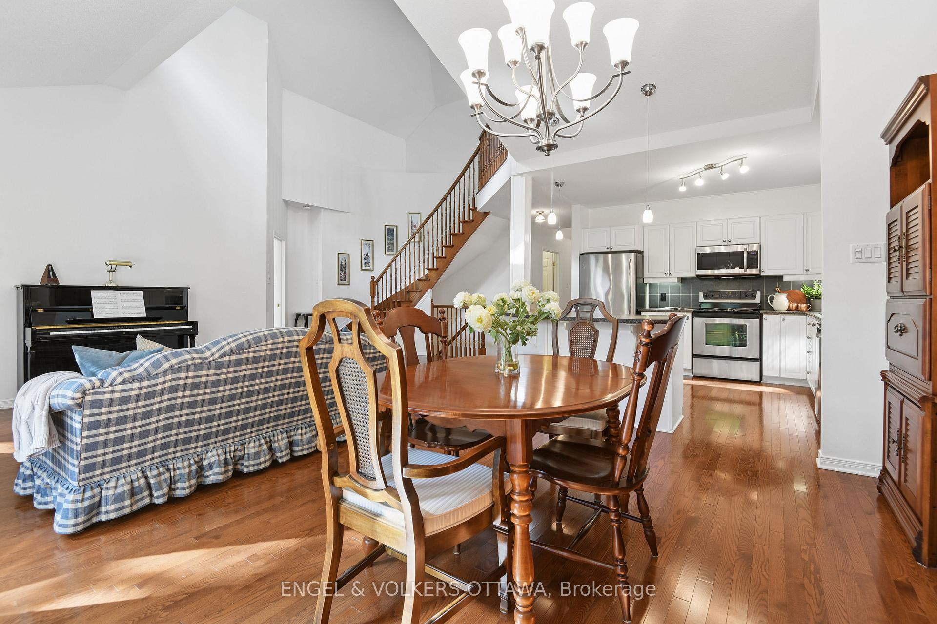 Photo 10 of 162 Maple Key Private, Ottawa, Blossom Park/Kemp Park/Findlay Creek — HOMEH