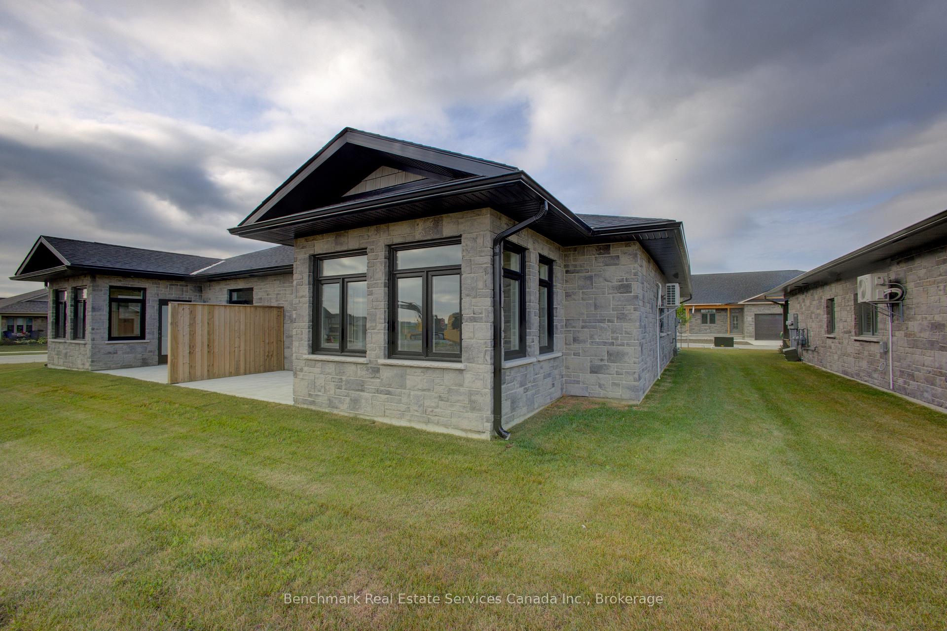 Photo 25 of 51 Cavalier Crescent, Huron-Kinloss — HOMEH