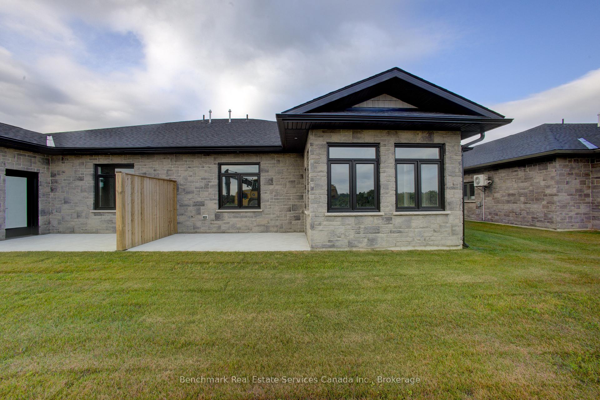 Photo 26 of 51 Cavalier Crescent, Huron-Kinloss — HOMEH