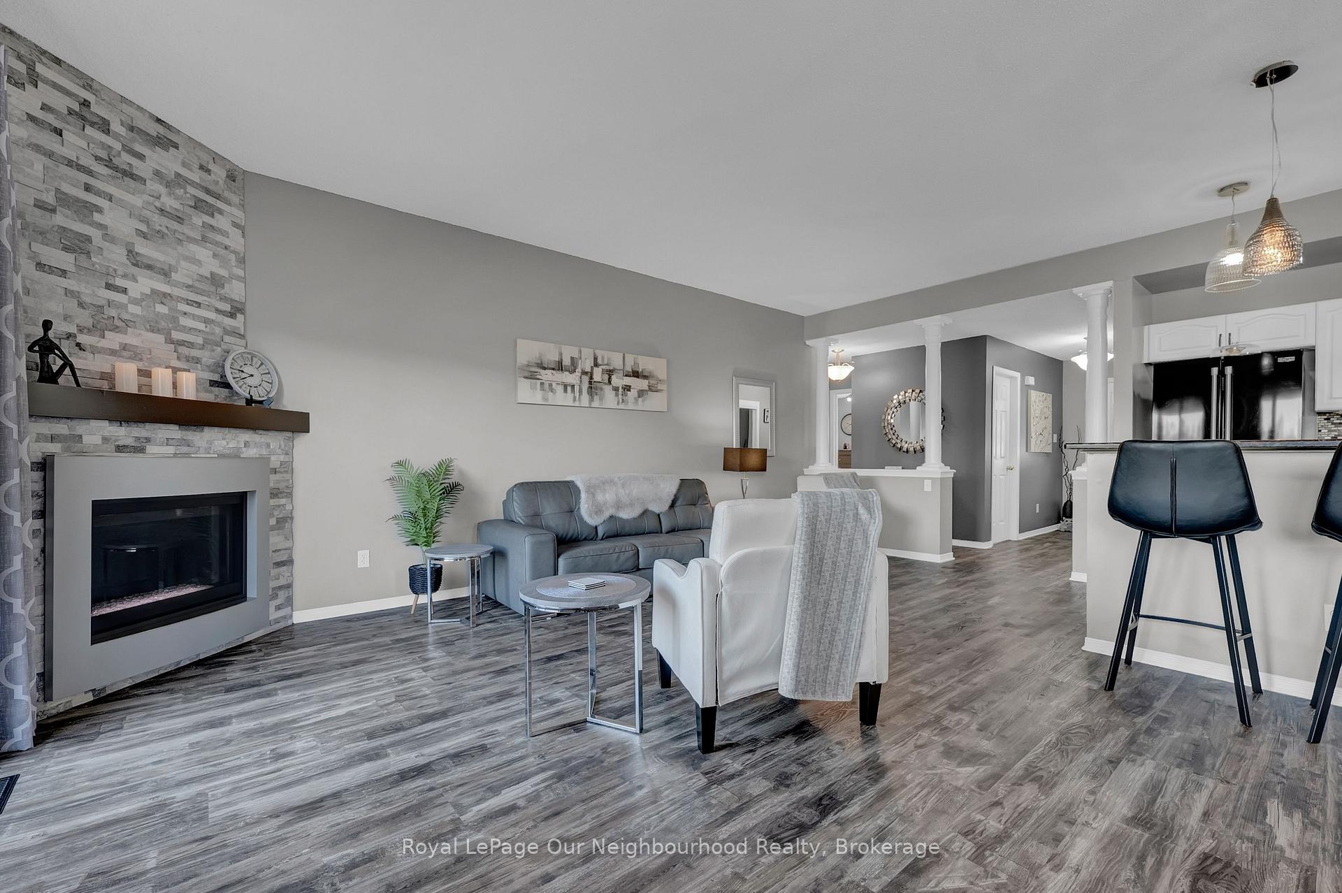 Photo 14 of 56 Wilmot Trail, Clarington, Bowmanville — HOMEH
