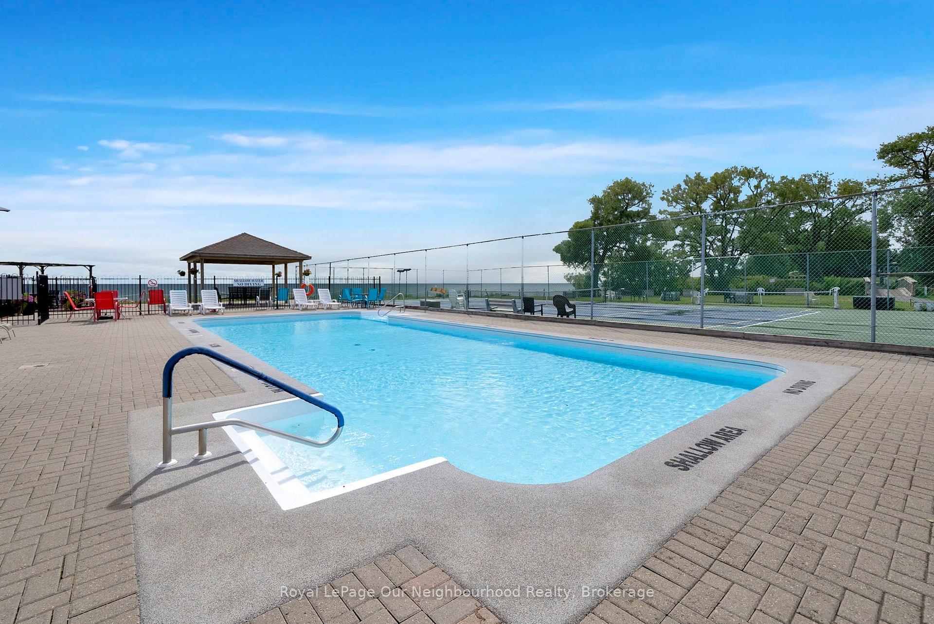 Photo 33 of 56 Wilmot Trail, Clarington, Bowmanville — HOMEH