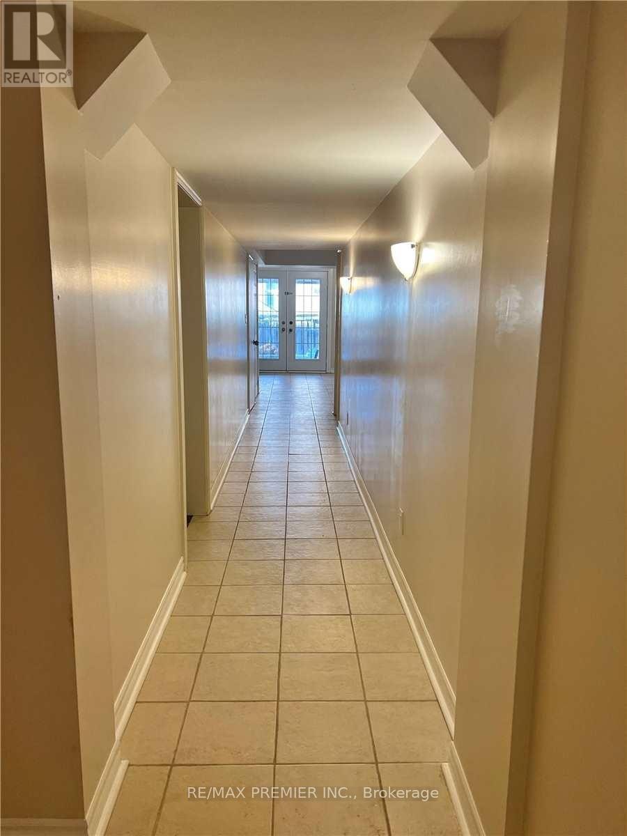 Photo 16 of 96 Mynden Way, Newmarket, Woodland Hill — HOMEH