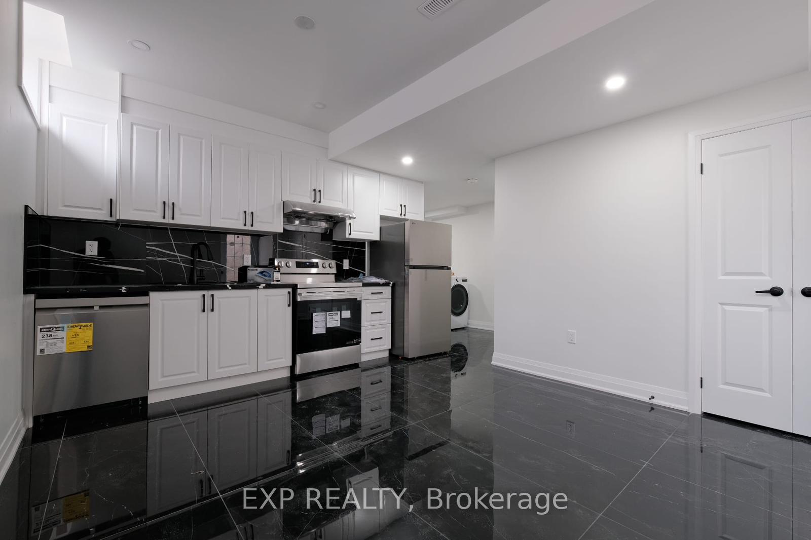 Photo 1 of Unit Basement, 28 Elverton Crescent, Brampton, Northwest Brampton — HOMEH