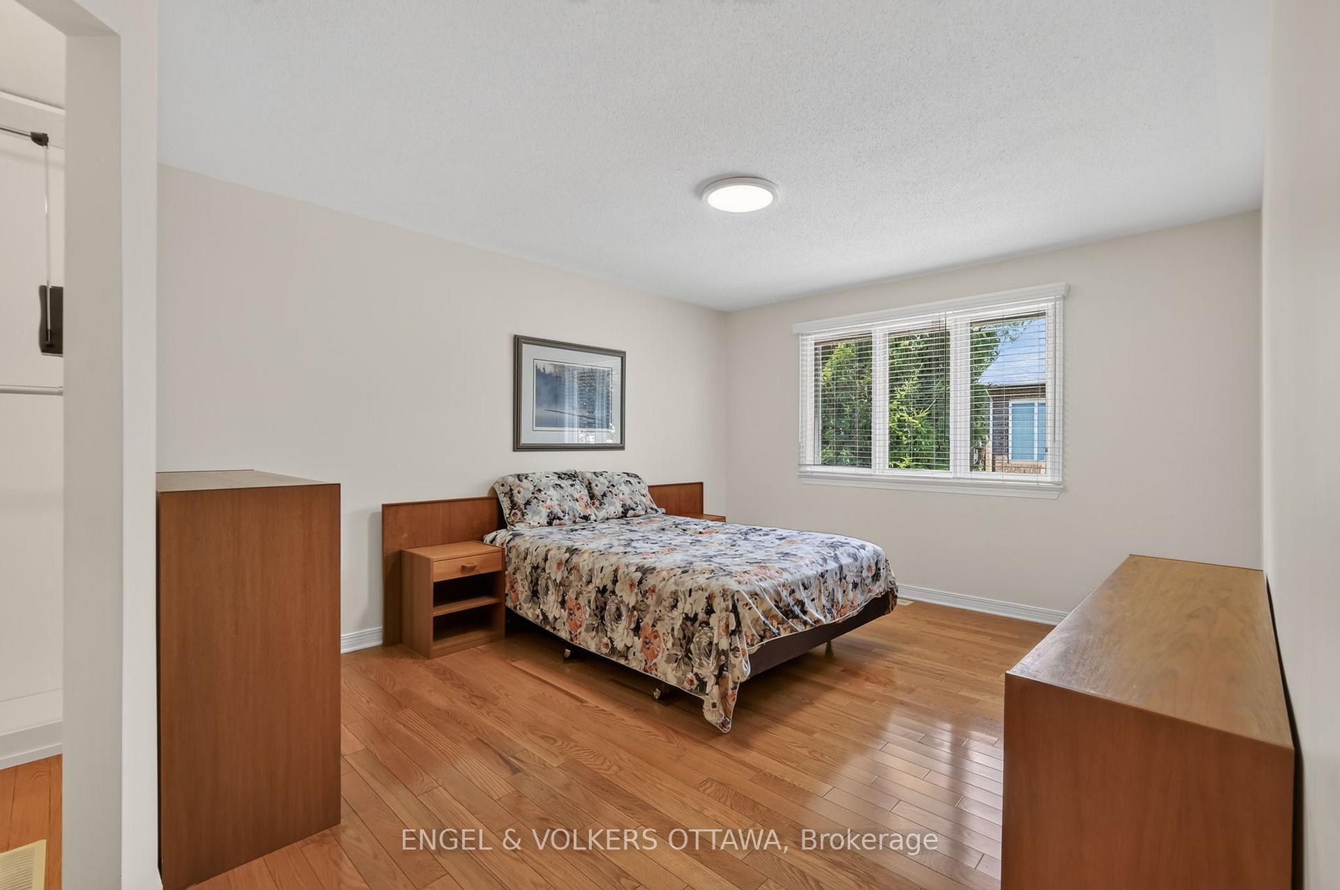Photo 20 of 10 Waterthrush Crescent, Ottawa, Kanata - Bridlewood — HOMEH