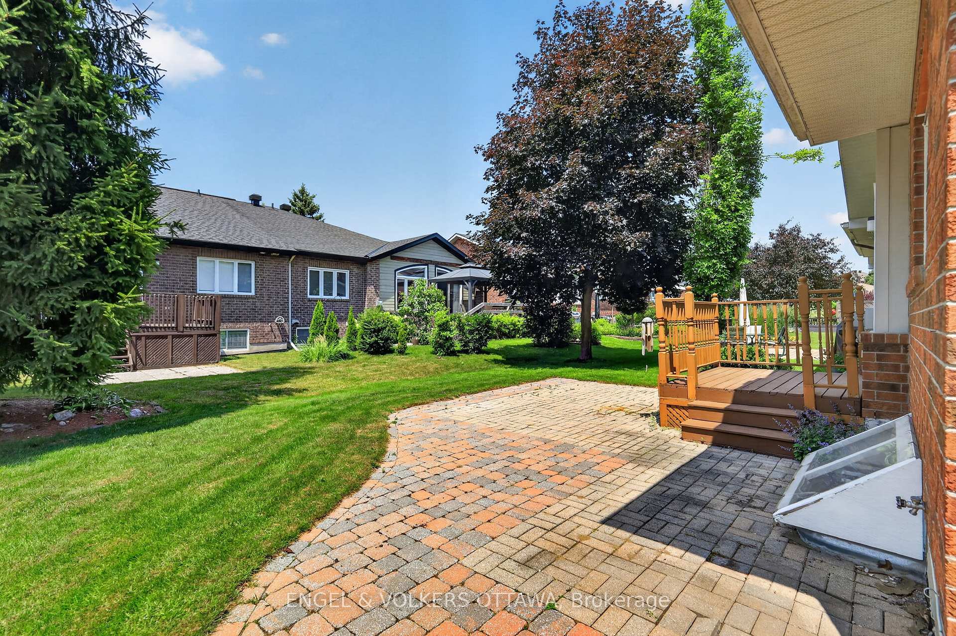 Photo 36 of 10 Waterthrush Crescent, Ottawa, Kanata - Bridlewood — HOMEH