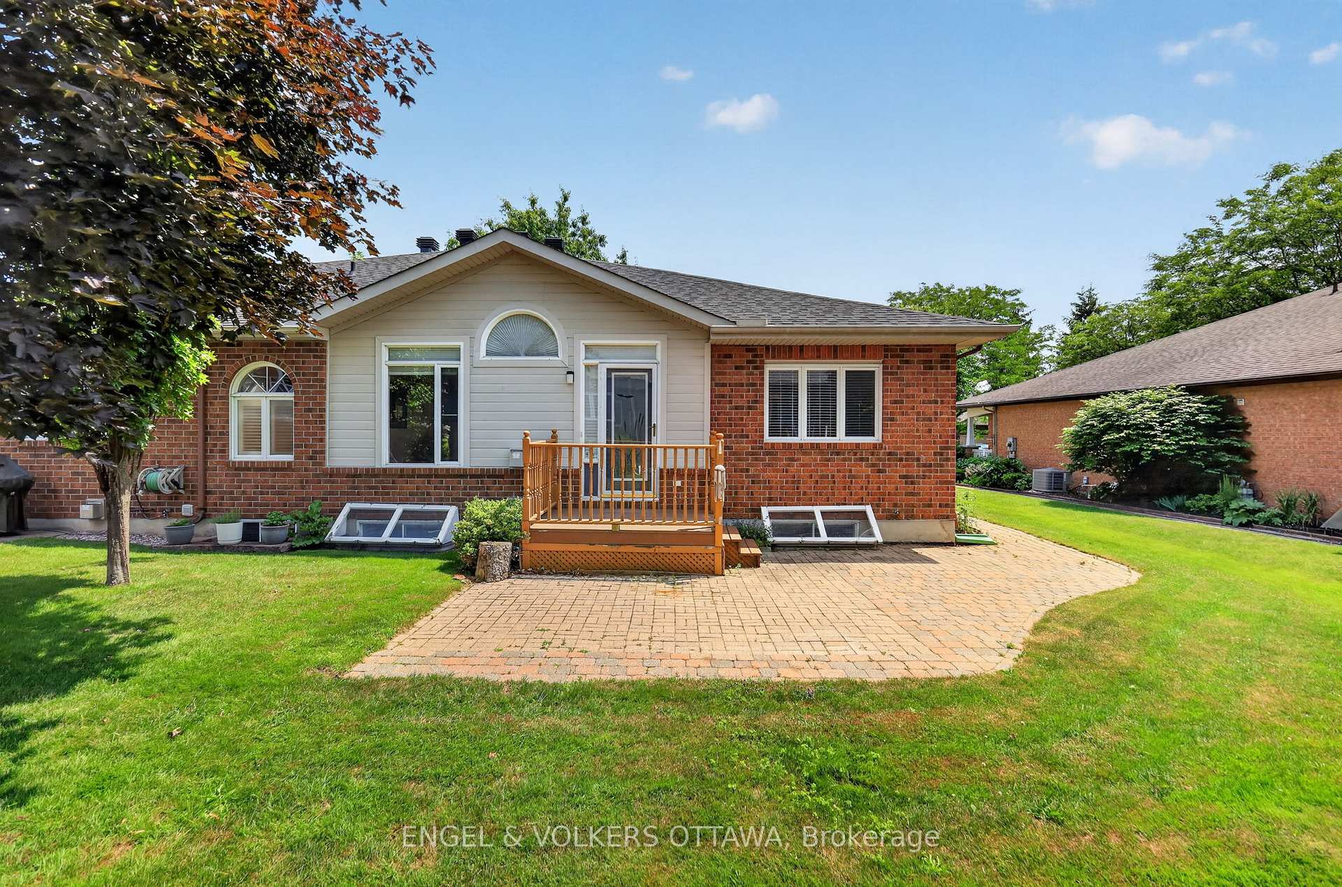 Photo 38 of 10 Waterthrush Crescent, Ottawa, Kanata - Bridlewood — HOMEH