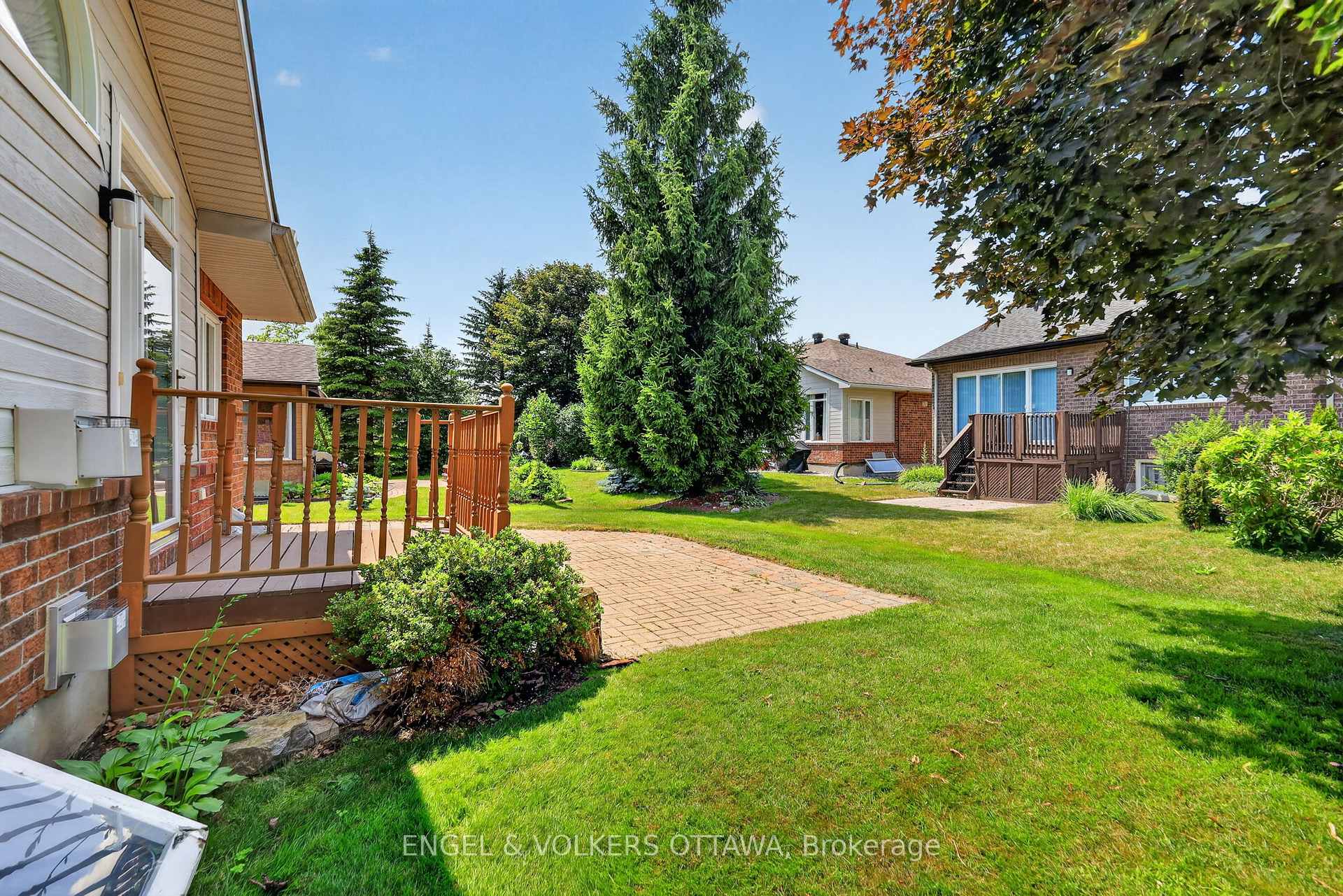 Photo 39 of 10 Waterthrush Crescent, Ottawa, Kanata - Bridlewood — HOMEH