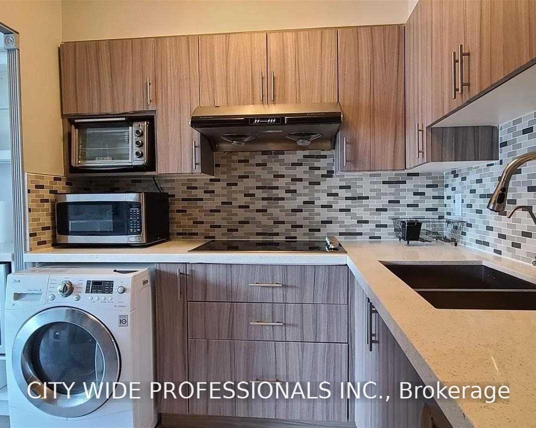 Photo 5 of Unit 2622, 33 Harbour Square, Toronto, Waterfront Communities — HOMEH