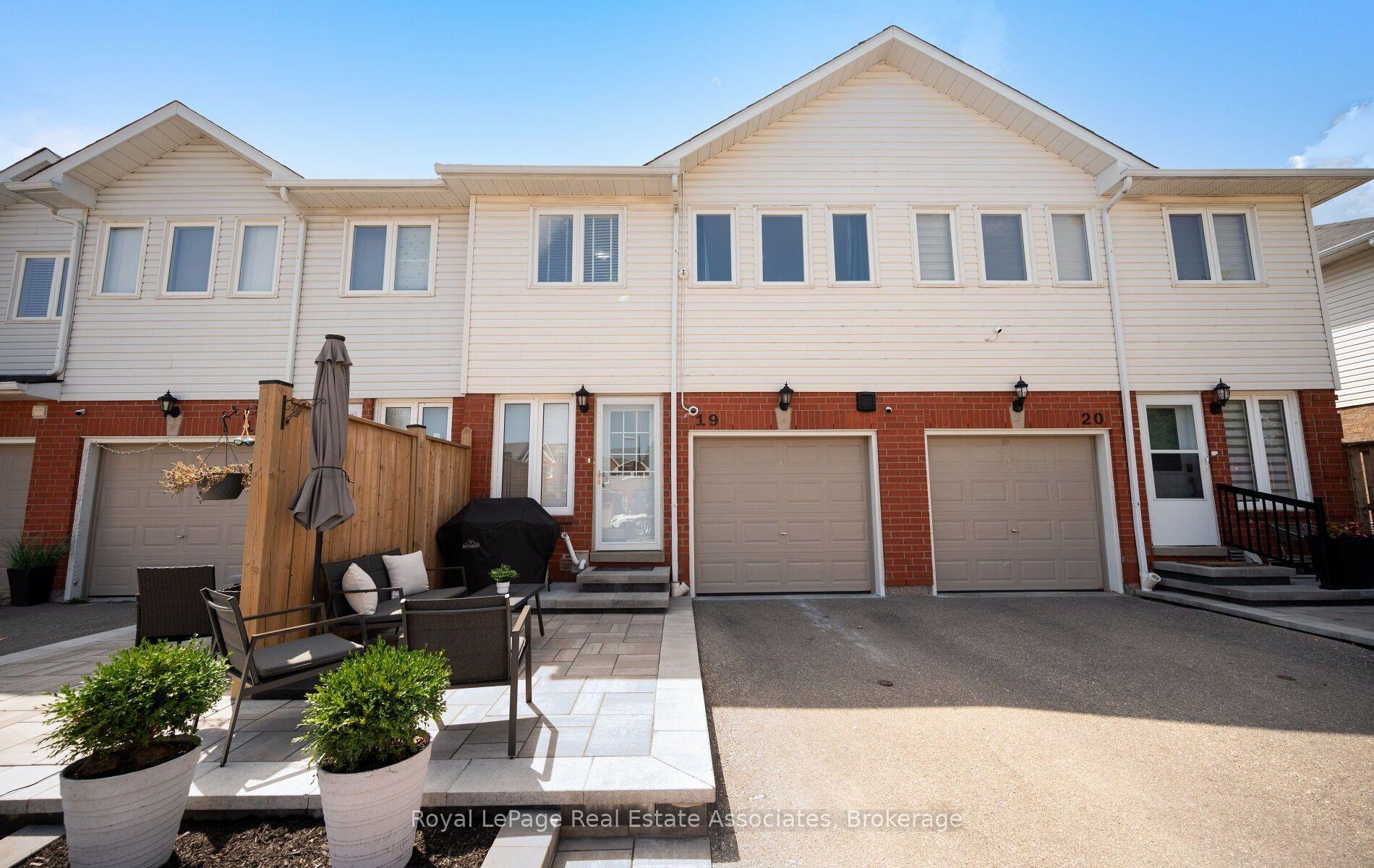 Photo of Unit 19, 1485 Torrington Drive
