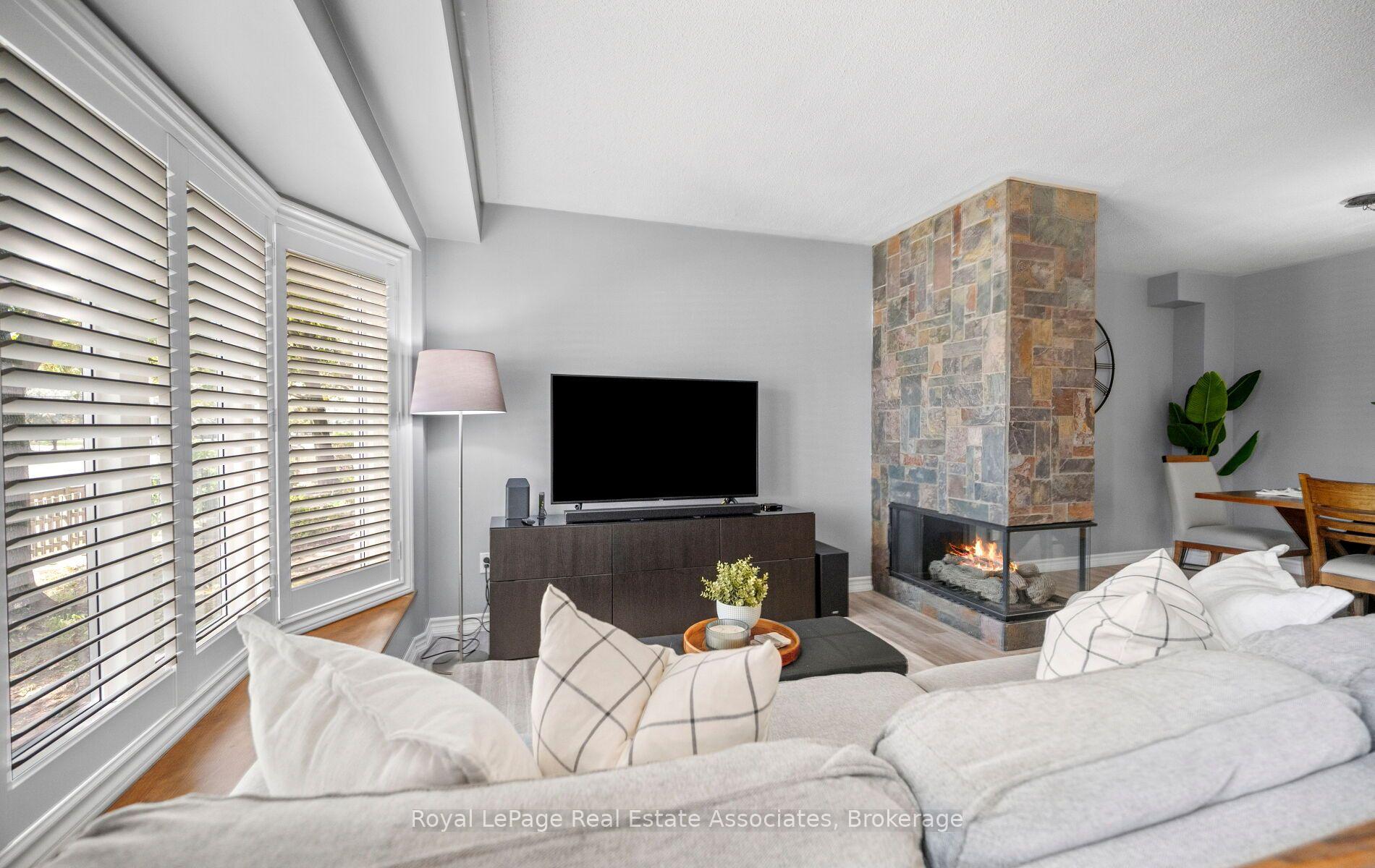 Photo 2 of Unit 19, 1485 Torrington Drive, Mississauga, East Credit — HOMEH