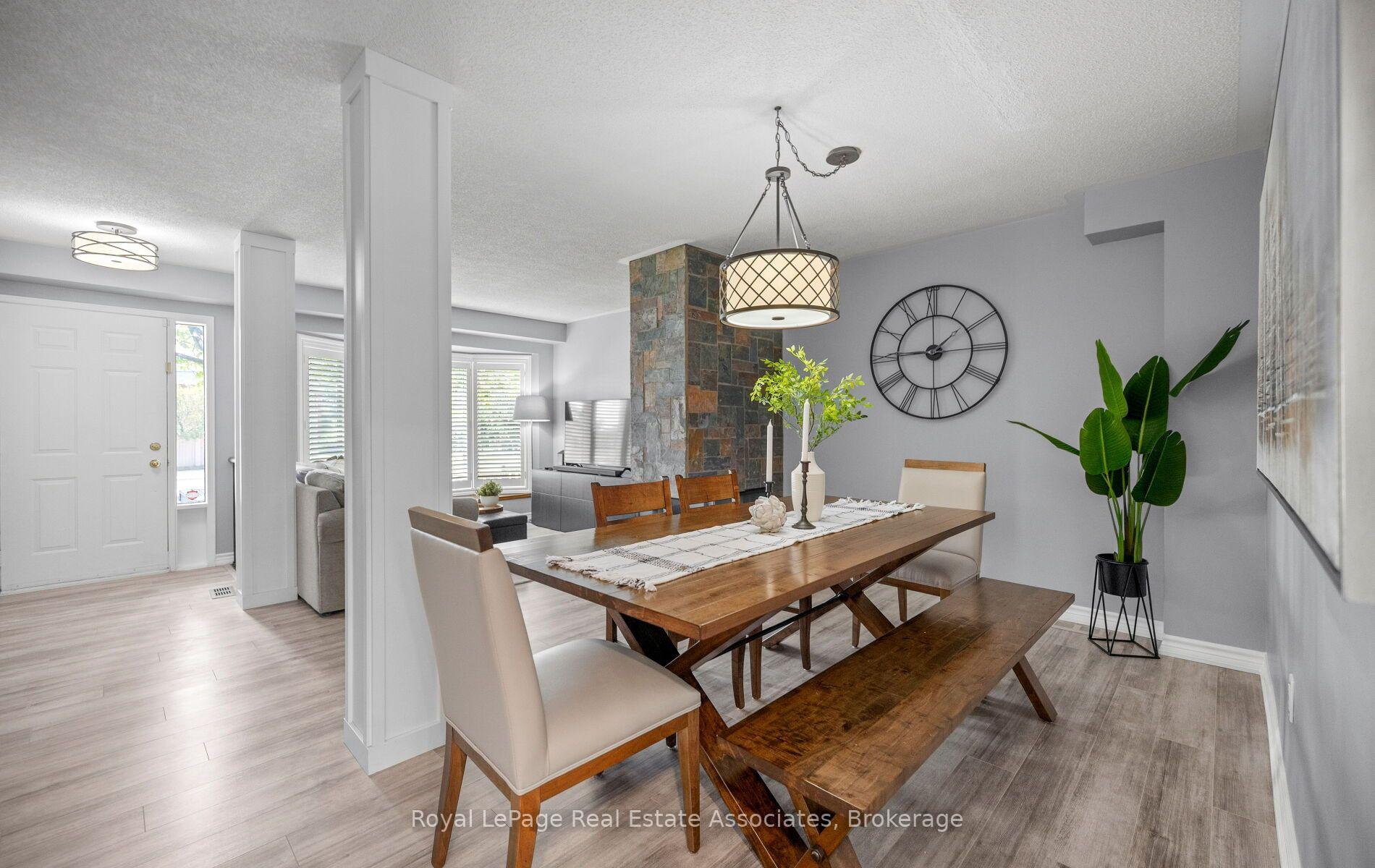 Photo 6 of Unit 19, 1485 Torrington Drive, Mississauga, East Credit — HOMEH
