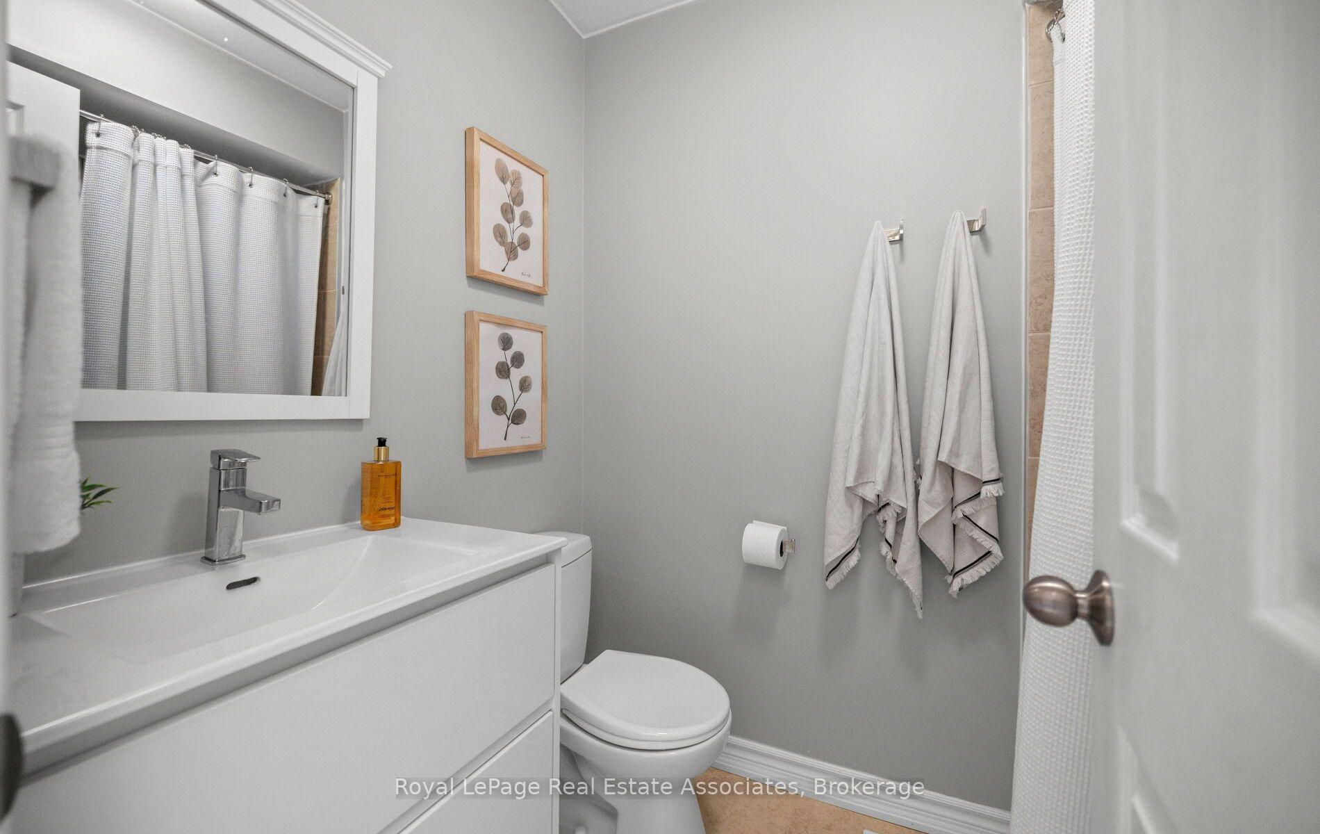 Photo 23 of Unit 19, 1485 Torrington Drive, Mississauga, East Credit — HOMEH