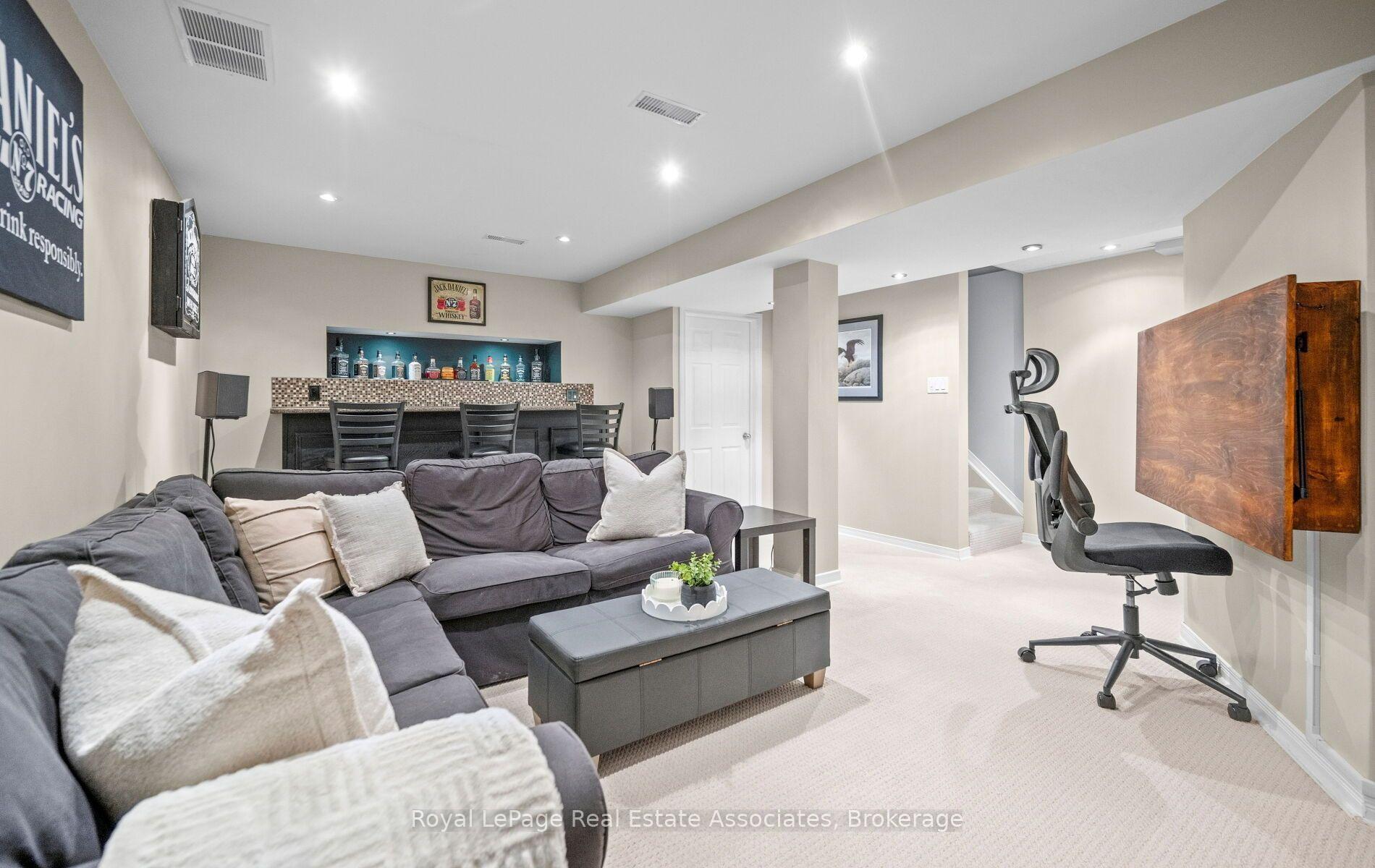 Photo 25 of Unit 19, 1485 Torrington Drive, Mississauga, East Credit — HOMEH
