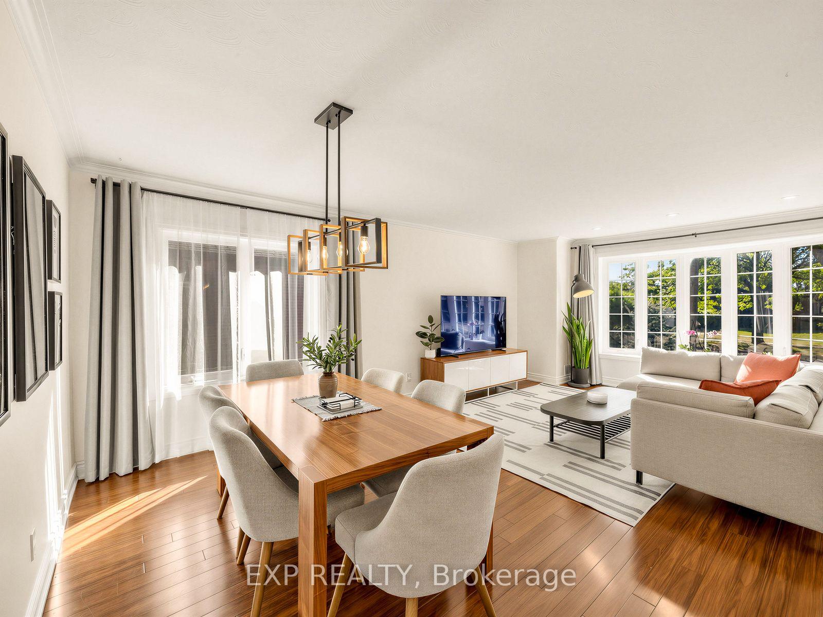 Photo 8 of 10 Yarn Road, Etobicoke, Islington-City Centre West — HOMEH
