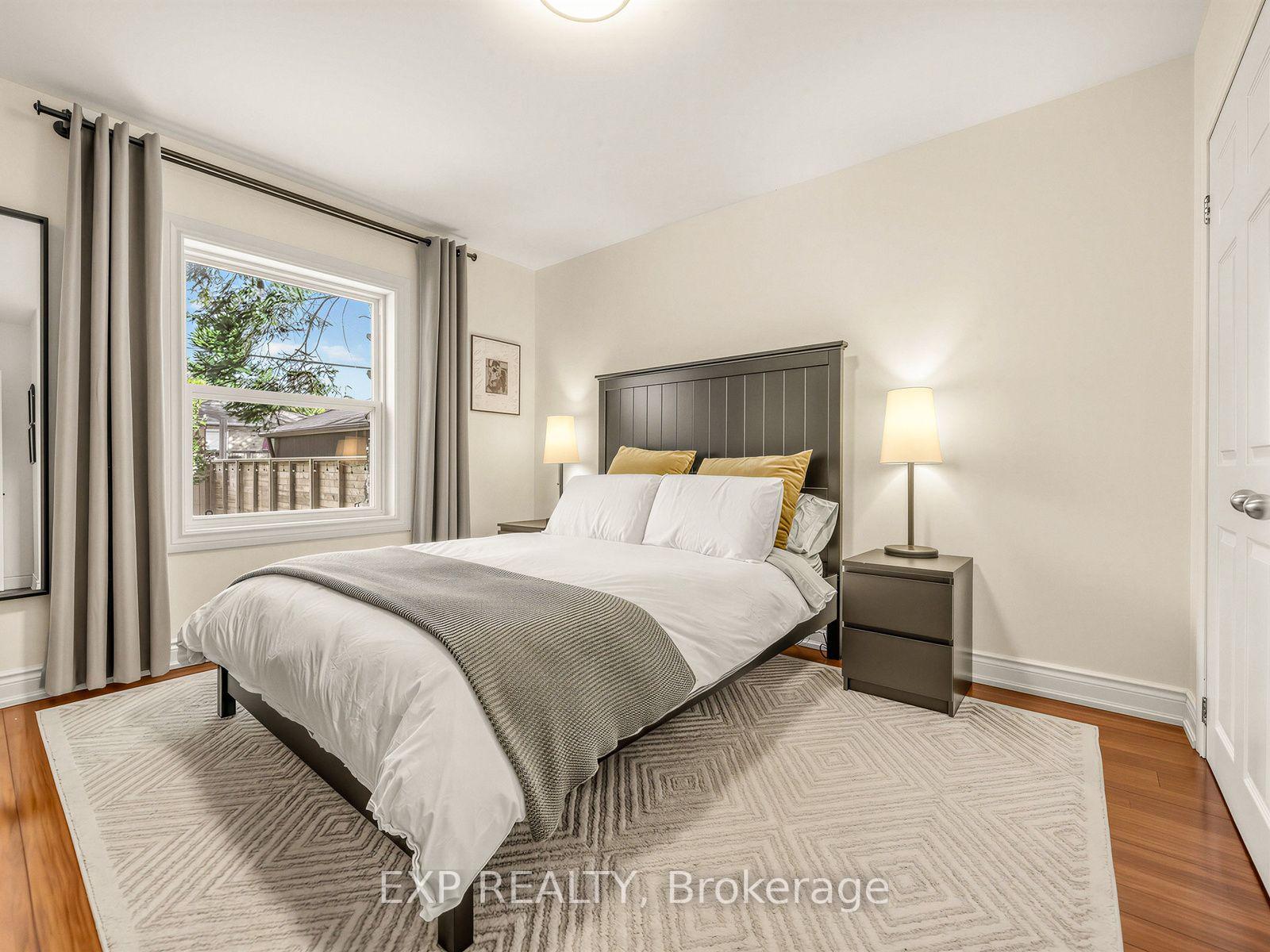Photo 12 of 10 Yarn Road, Etobicoke, Islington-City Centre West — HOMEH