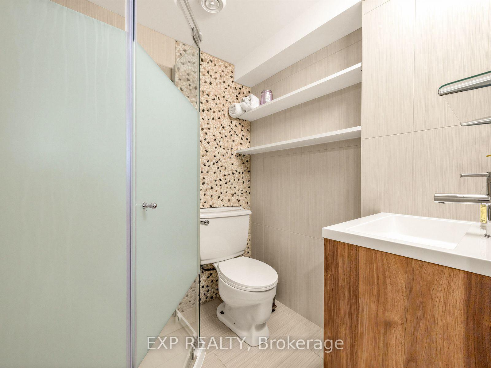 Photo 25 of 10 Yarn Road, Etobicoke, Islington-City Centre West — HOMEH