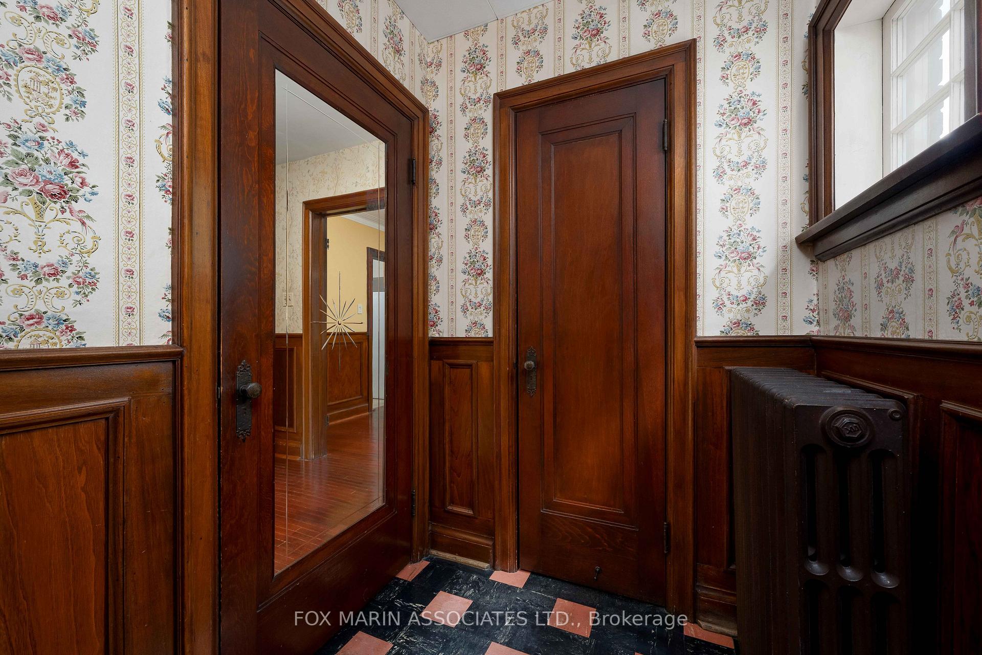 Photo 4 of 26 Claxton Boulevard, Toronto, Humewood-Cedarvale — HOMEH