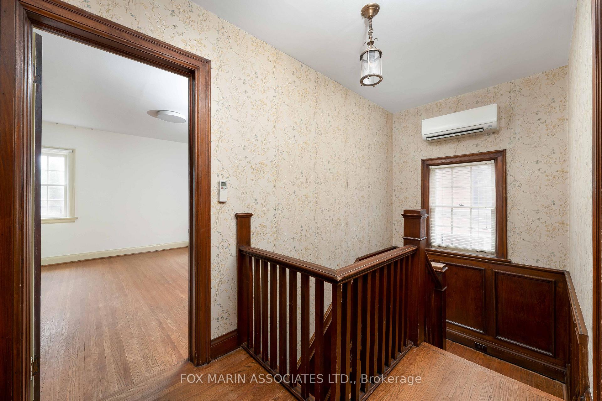 Photo 19 of 26 Claxton Boulevard, Toronto, Humewood-Cedarvale — HOMEH