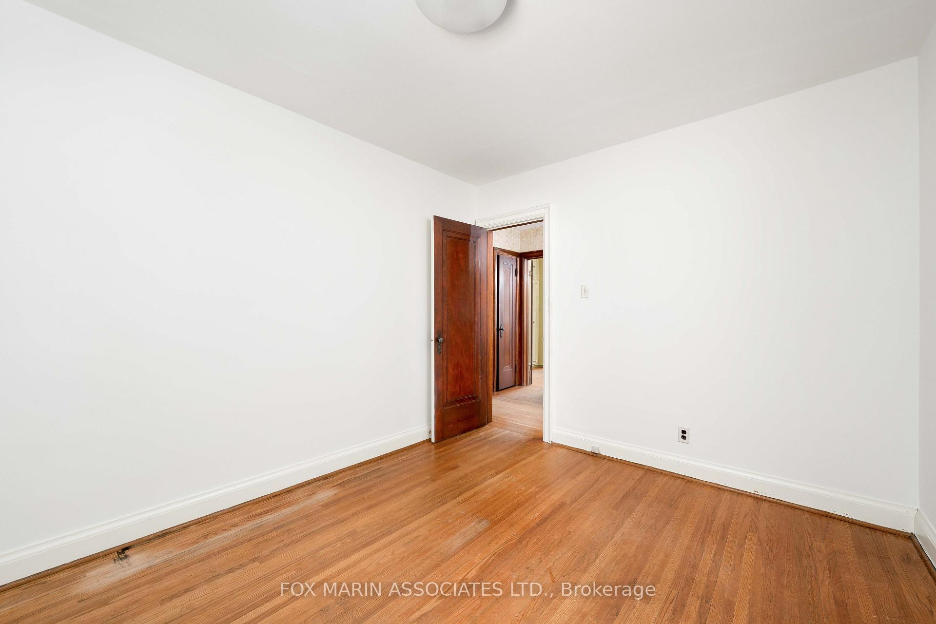 Photo 26 of 26 Claxton Boulevard, Toronto, Humewood-Cedarvale — HOMEH