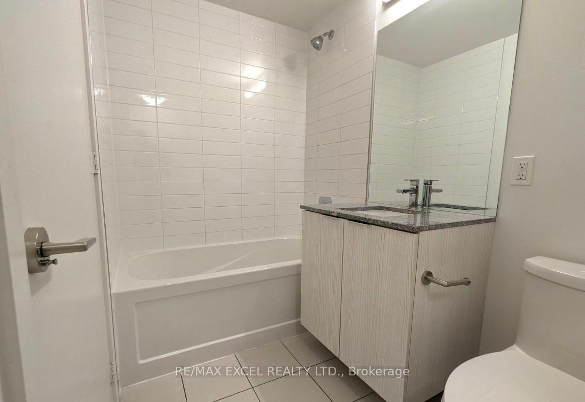 Photo 6 of Unit 1917, 158 Front Street E, Toronto, Bay Street Corridor — HOMEH
