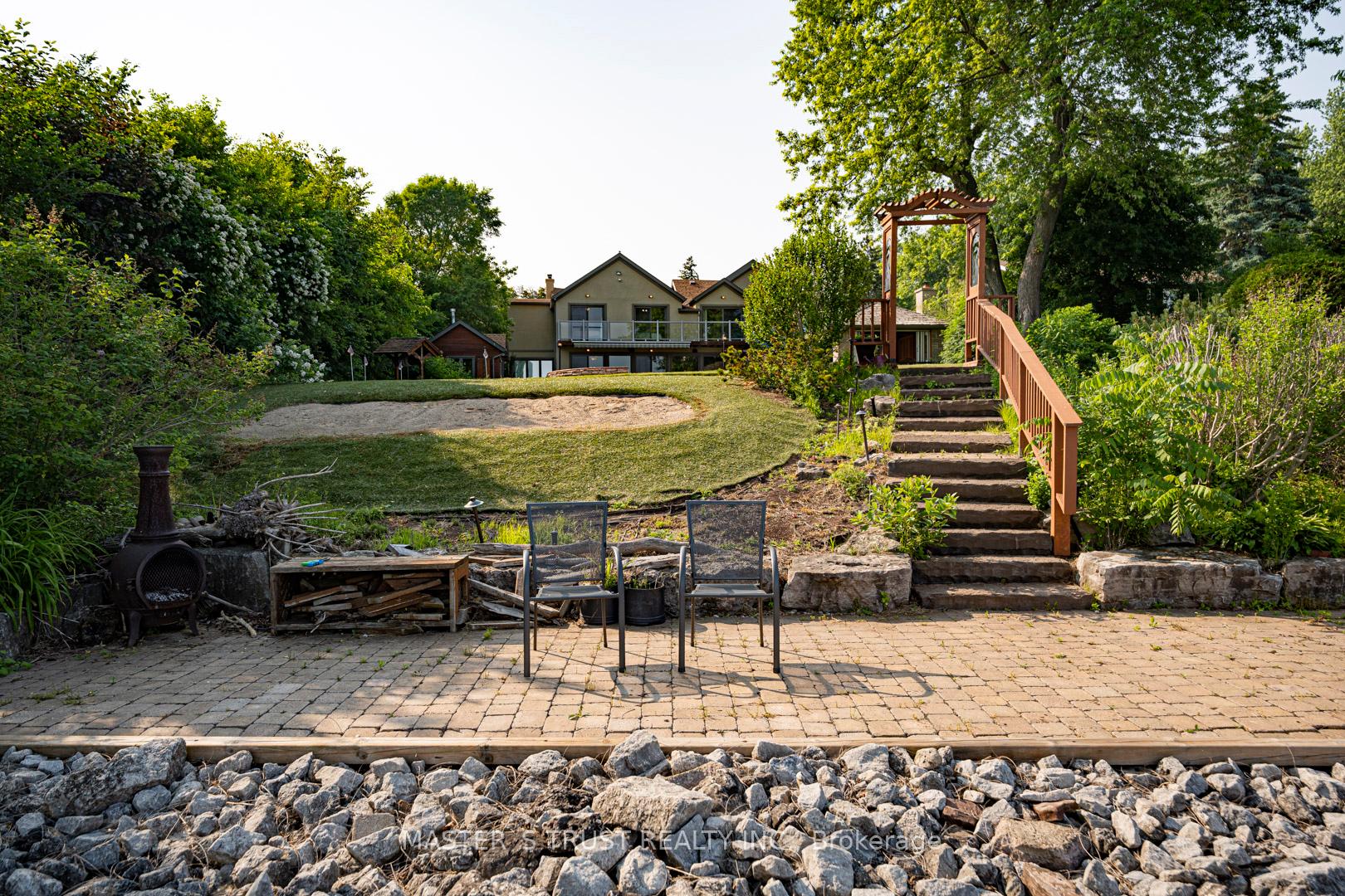 Photo 3 of 7 Third Line, Oakville, Southwest — HOMEH