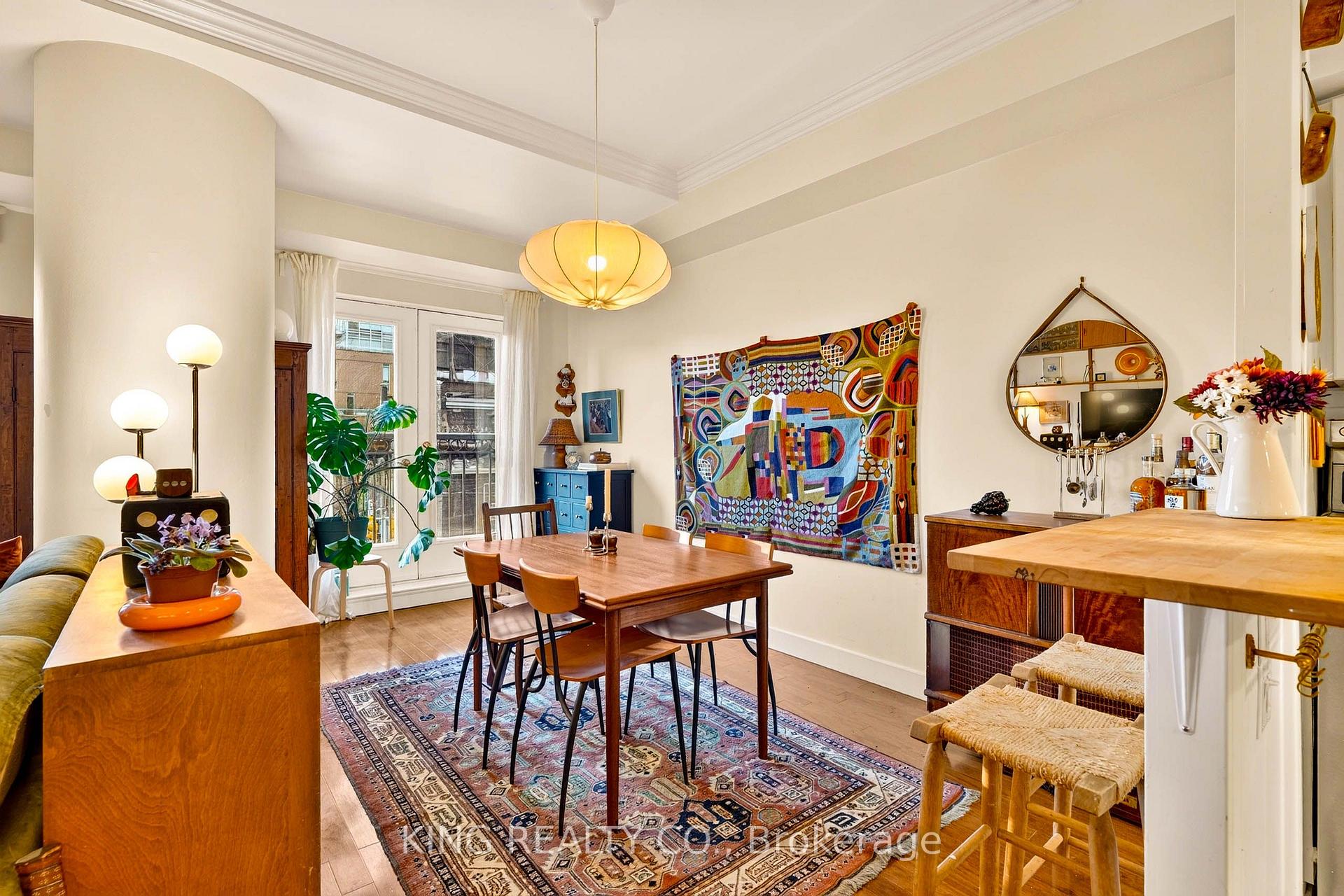 Photo 6 of Unit 301, 120 Lombard Street, Toronto, Church-Yonge Corridor — HOMEH