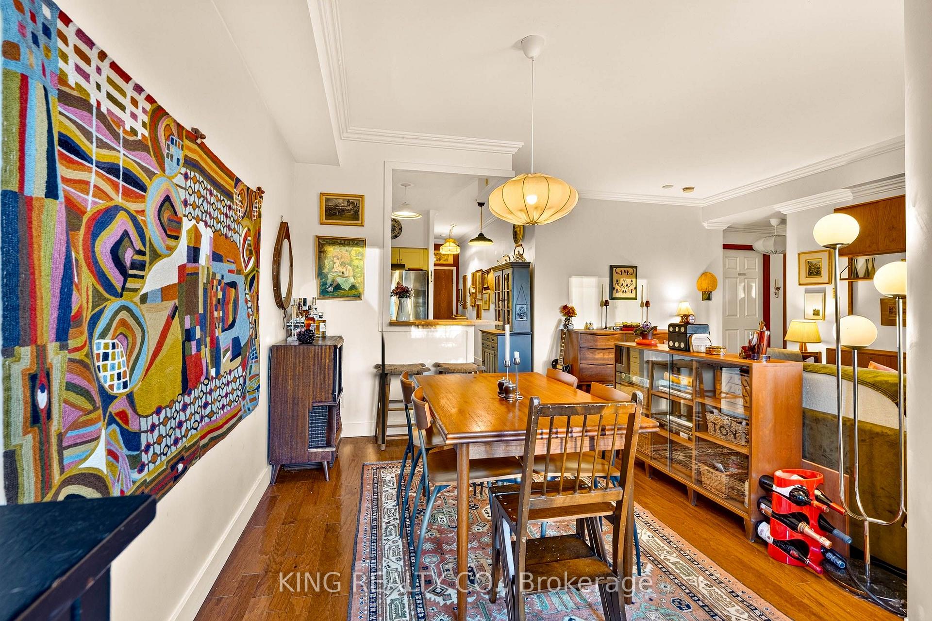 Photo 7 of Unit 301, 120 Lombard Street, Toronto, Church-Yonge Corridor — HOMEH