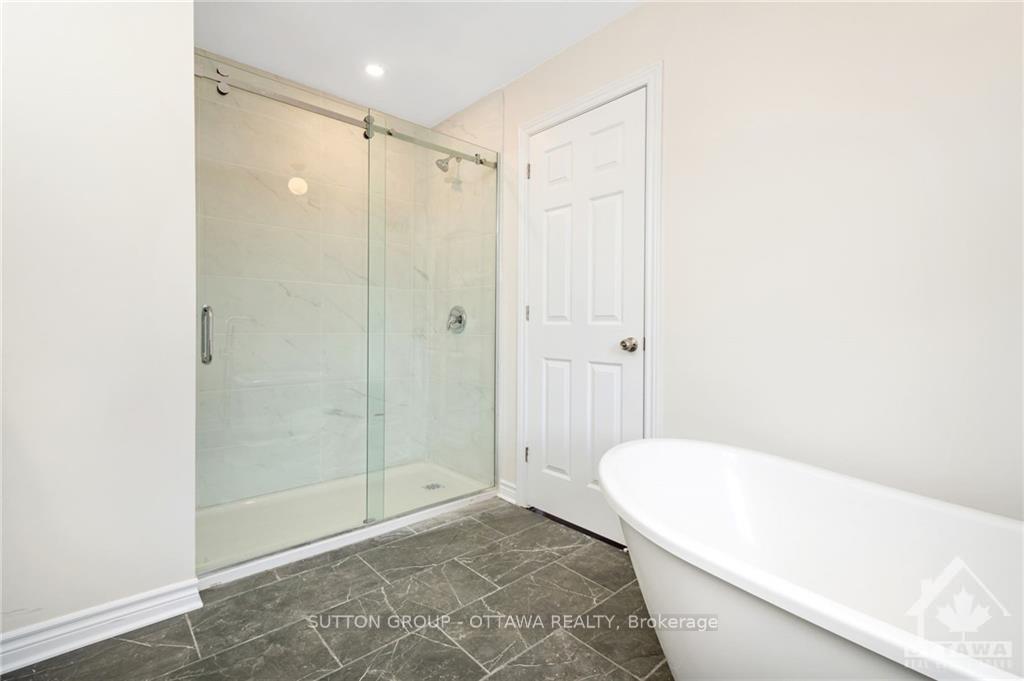 Photo 9 of 183 Presland Road, Ottawa, Overbrook/Castle Heights — HOMEH