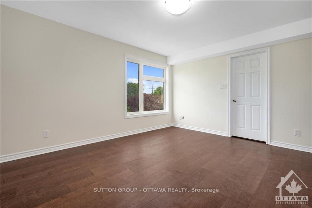Photo 10 of 183 Presland Road, Ottawa, Overbrook/Castle Heights — HOMEH