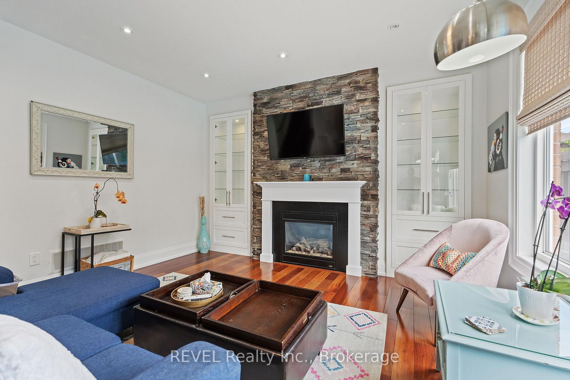 Photo 12 of 401 Schreyer Crescent, Milton, Harrison — HOMEH