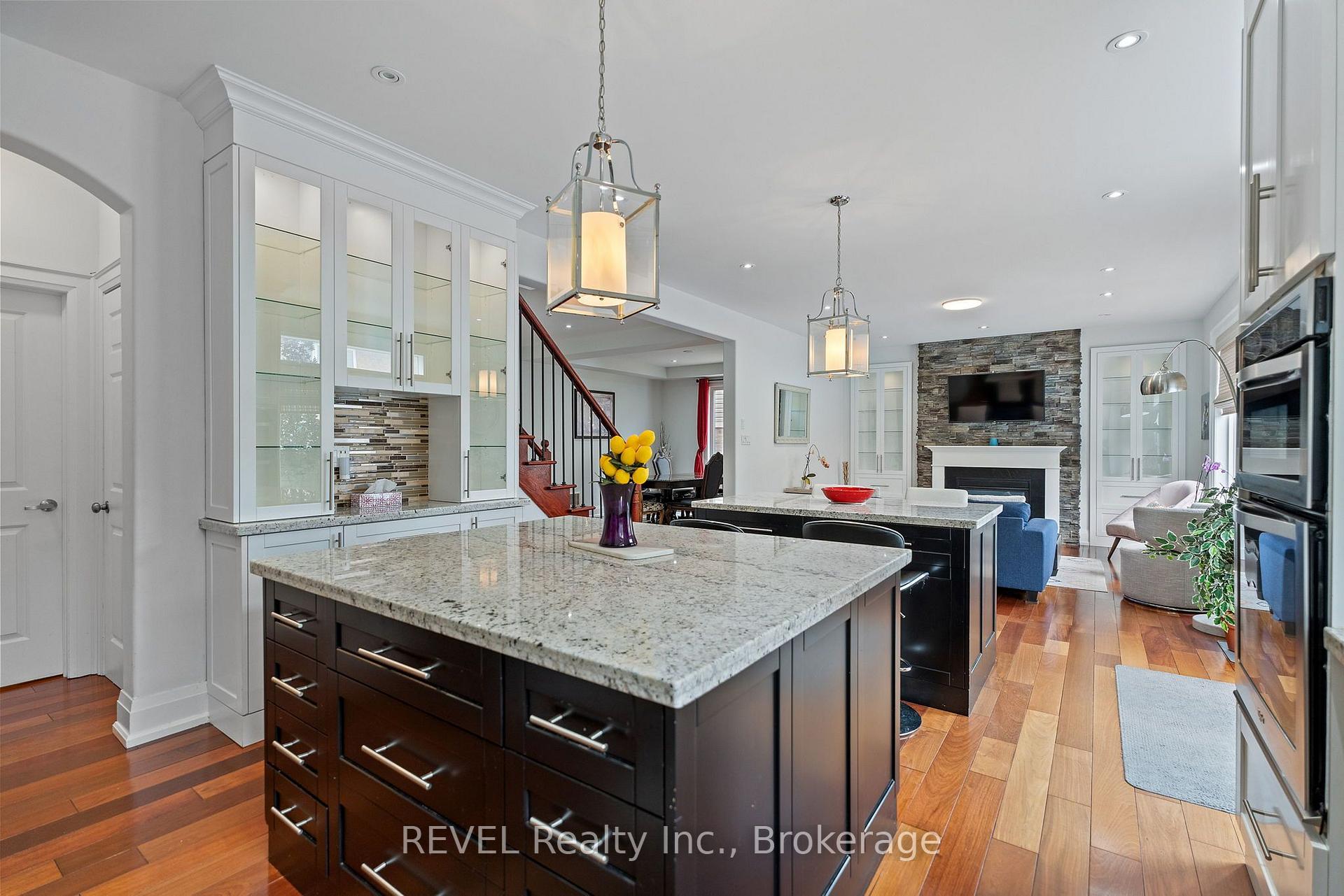 Photo 18 of 401 Schreyer Crescent, Milton, Harrison — HOMEH