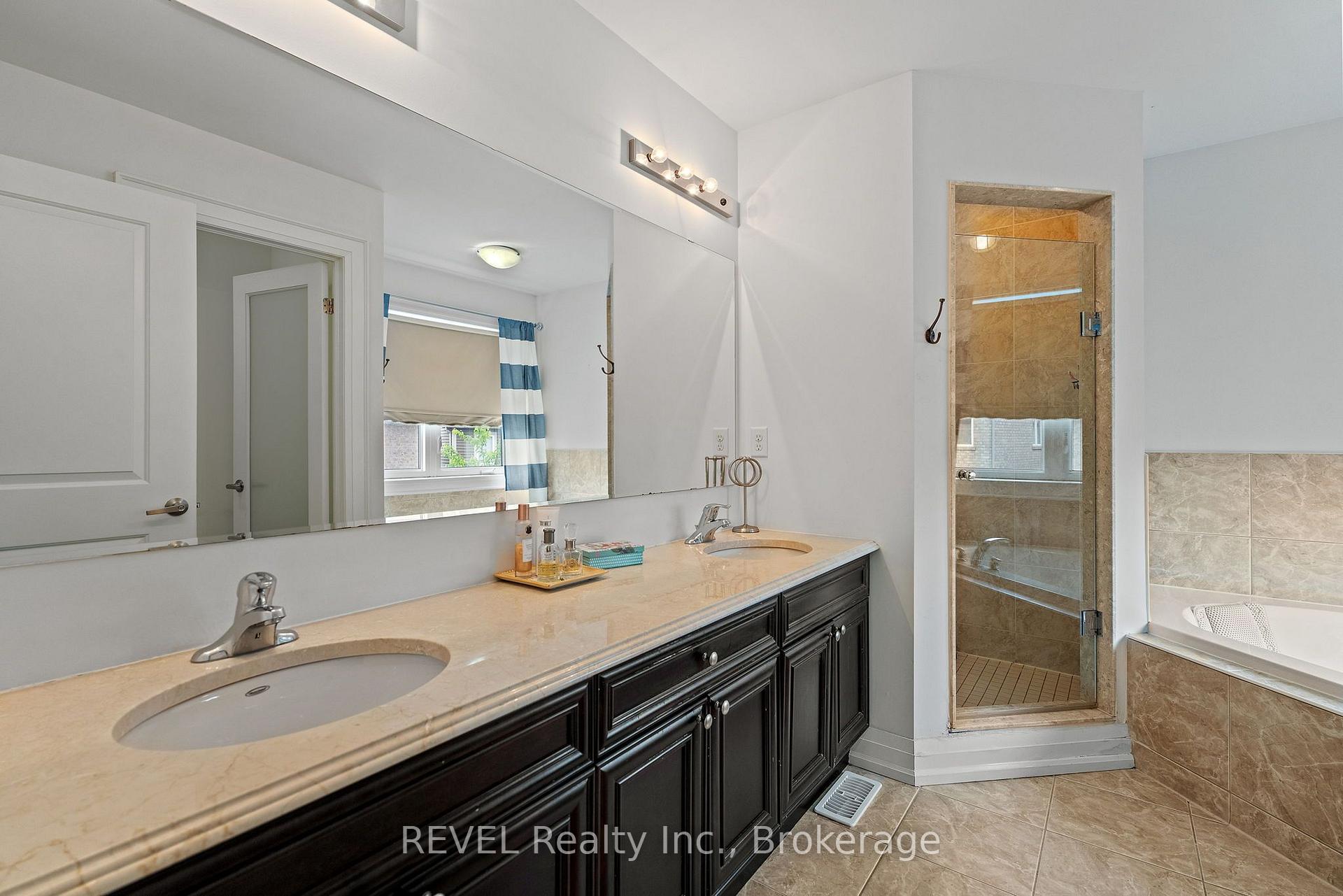 Photo 27 of 401 Schreyer Crescent, Milton, Harrison — HOMEH